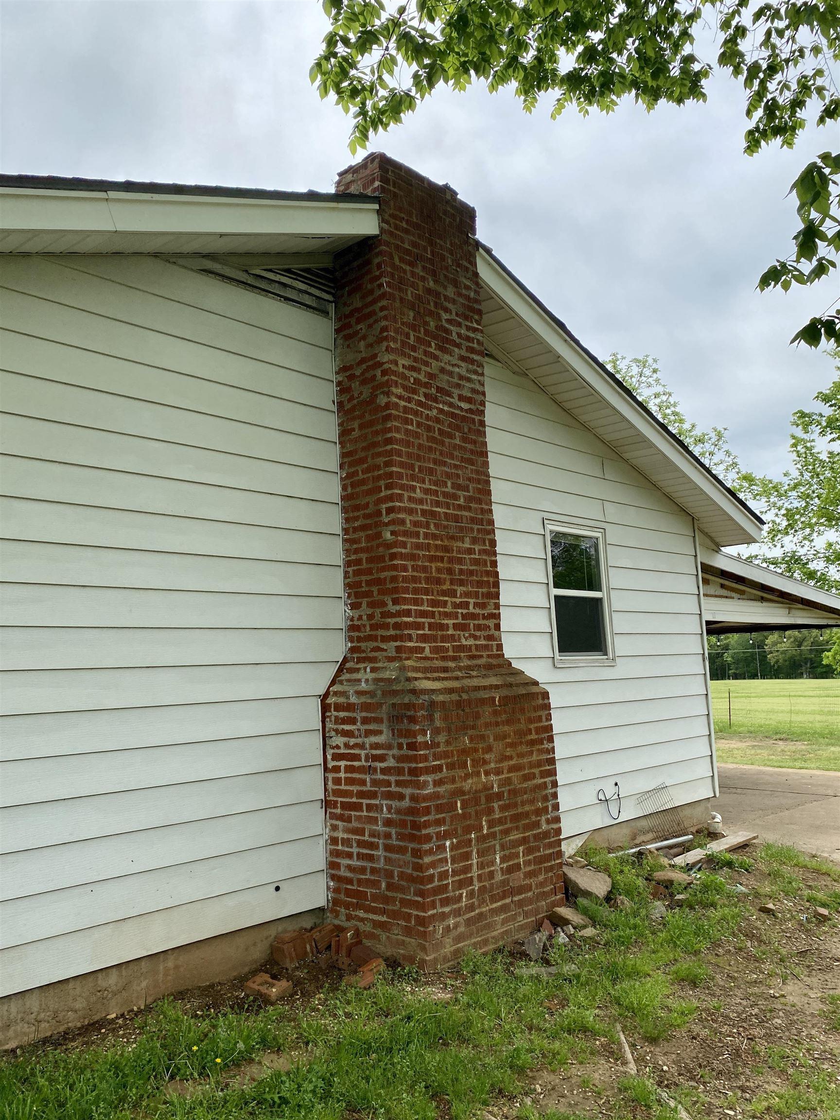 9509 Highway 352 Clarksville, AR 72830