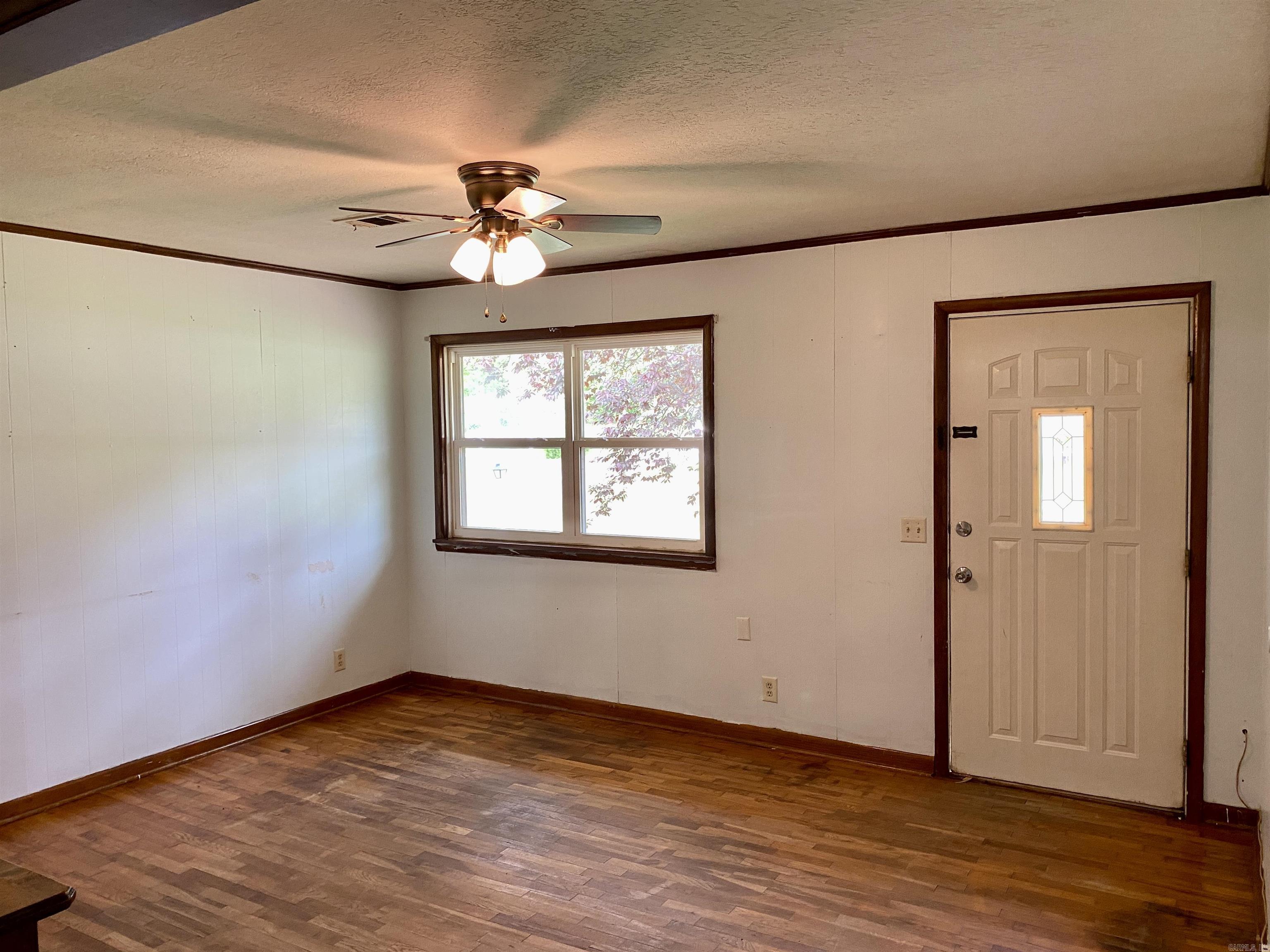 9509 Highway 352 Clarksville, AR 72830