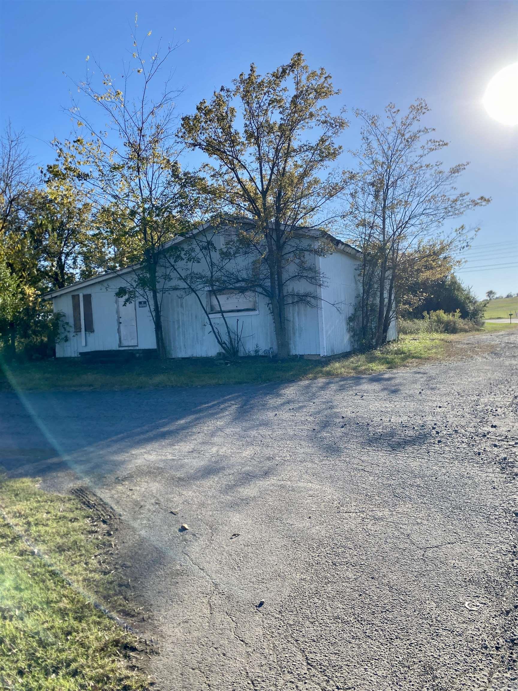 113 Walnut  Knoxville, AR