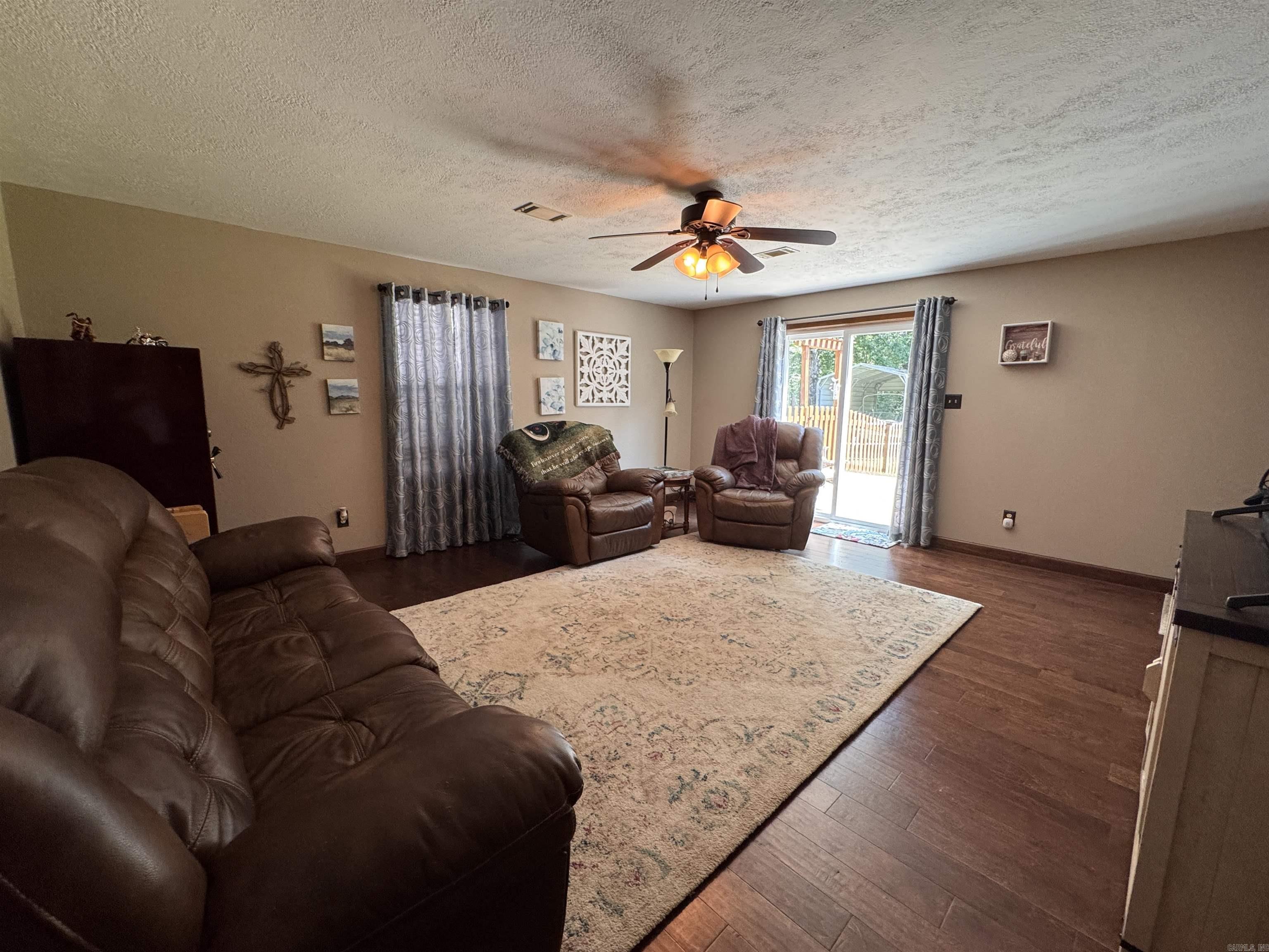 196 Jackson Manor Court Hot Springs, AR 71913
