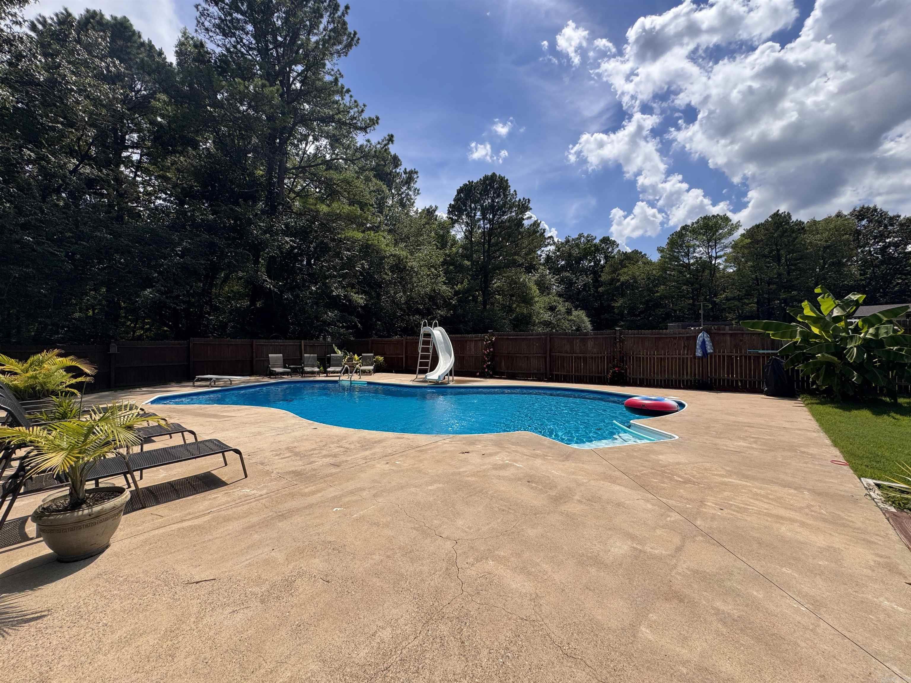 196 Jackson Manor Court Hot Springs, AR 71913