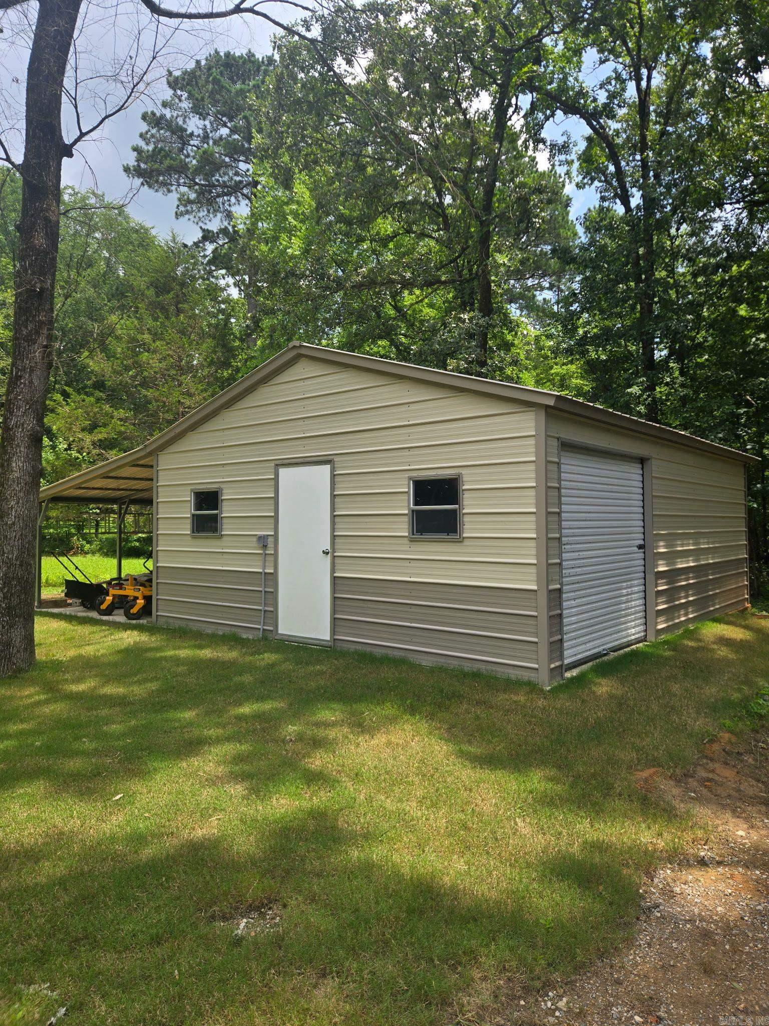 196 Jackson Manor Court Hot Springs, AR 71913