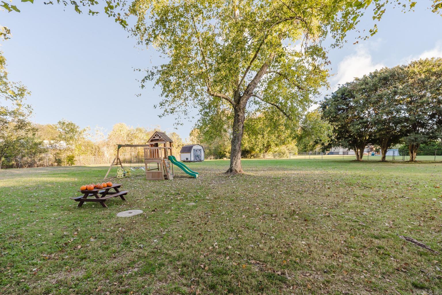 8524 HART ROAD Benton, AR 72019