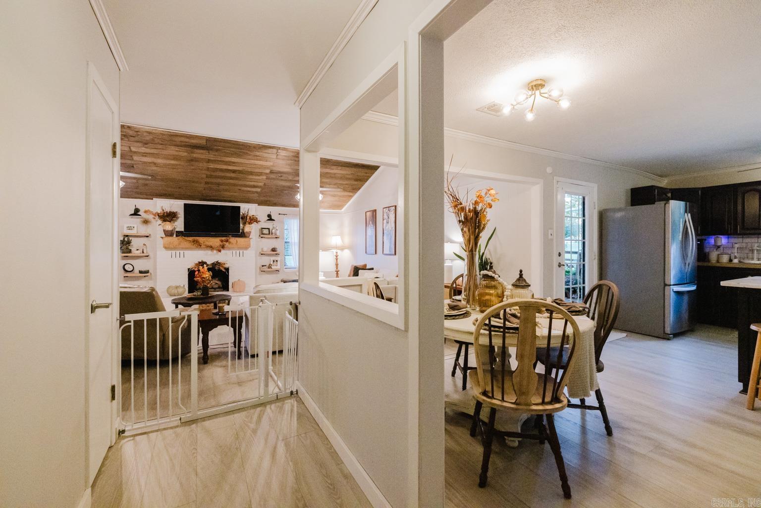 8524 HART ROAD Benton, AR 72019