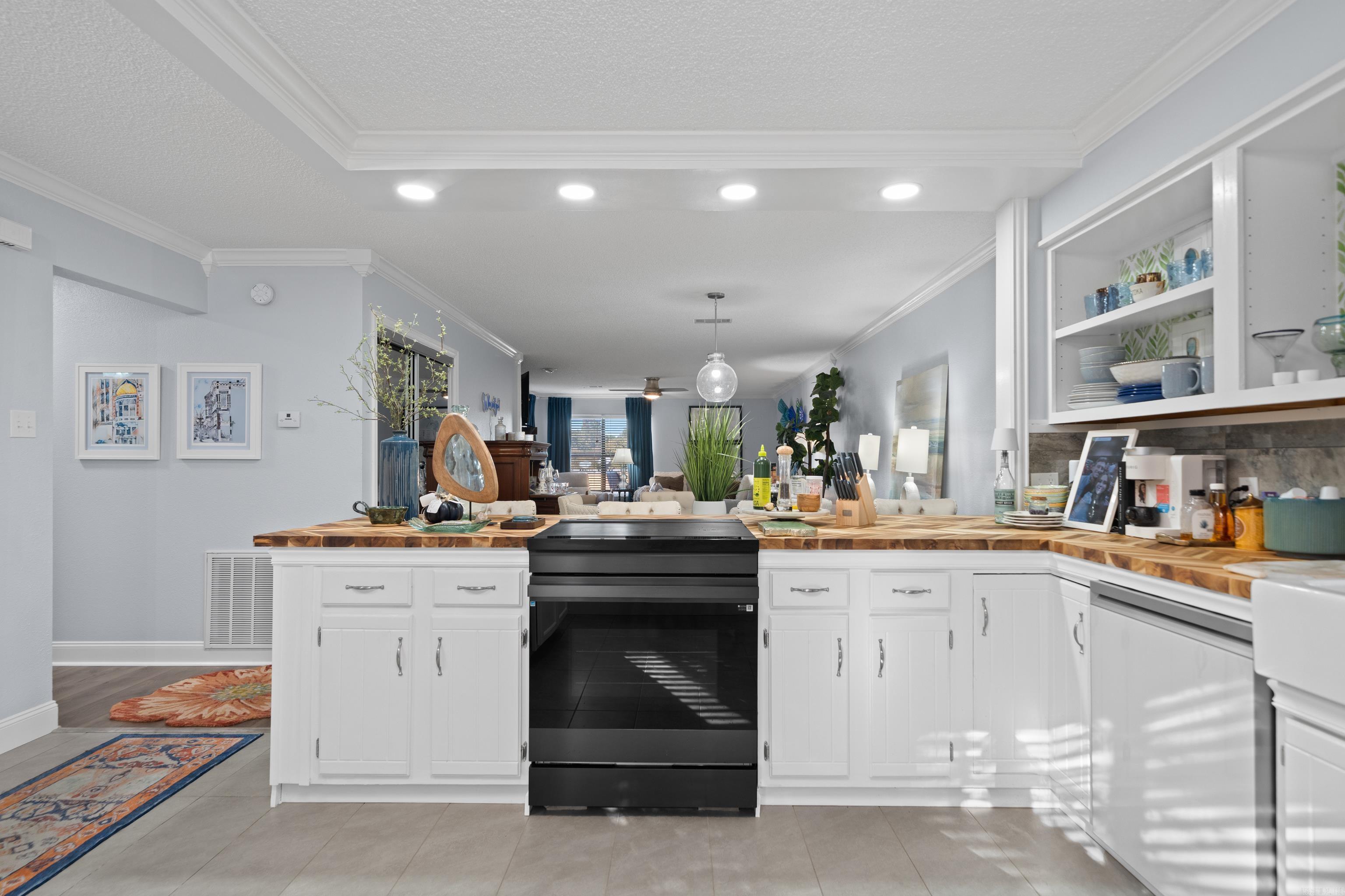 1412 Airport  Hot Springs, AR