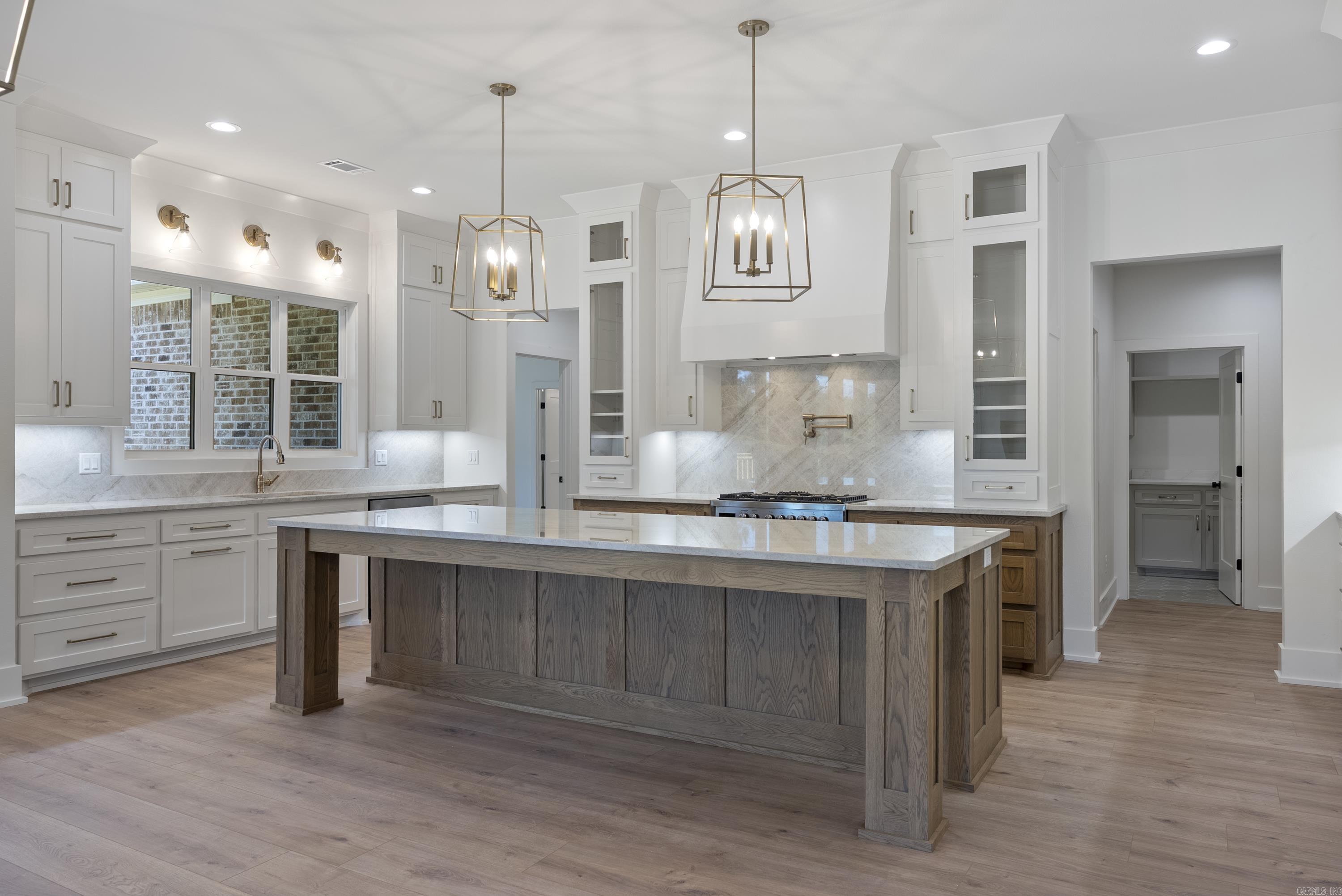 5096 Westridge Cir  Benton, AR