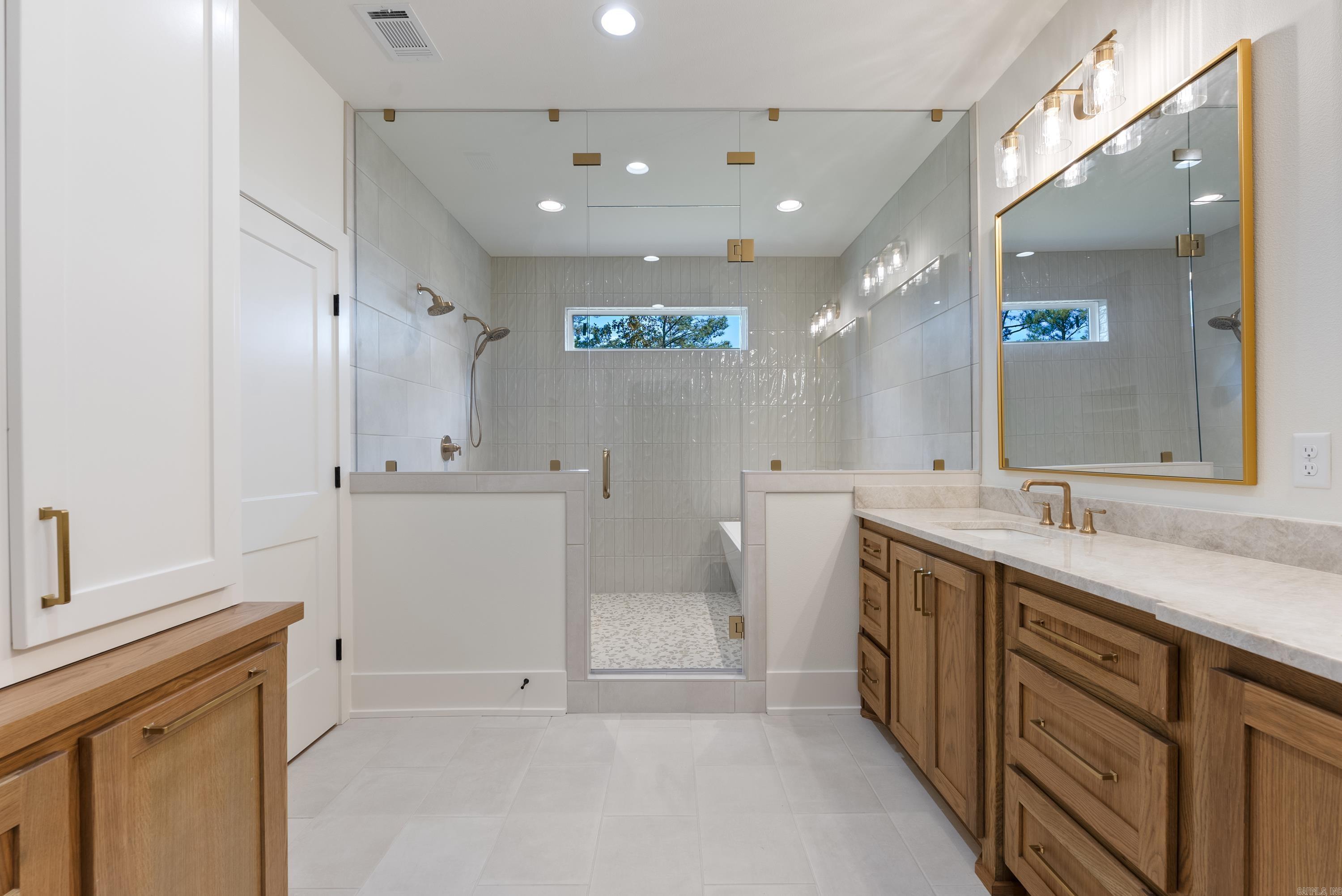 5096 Westridge Cir  Benton, AR