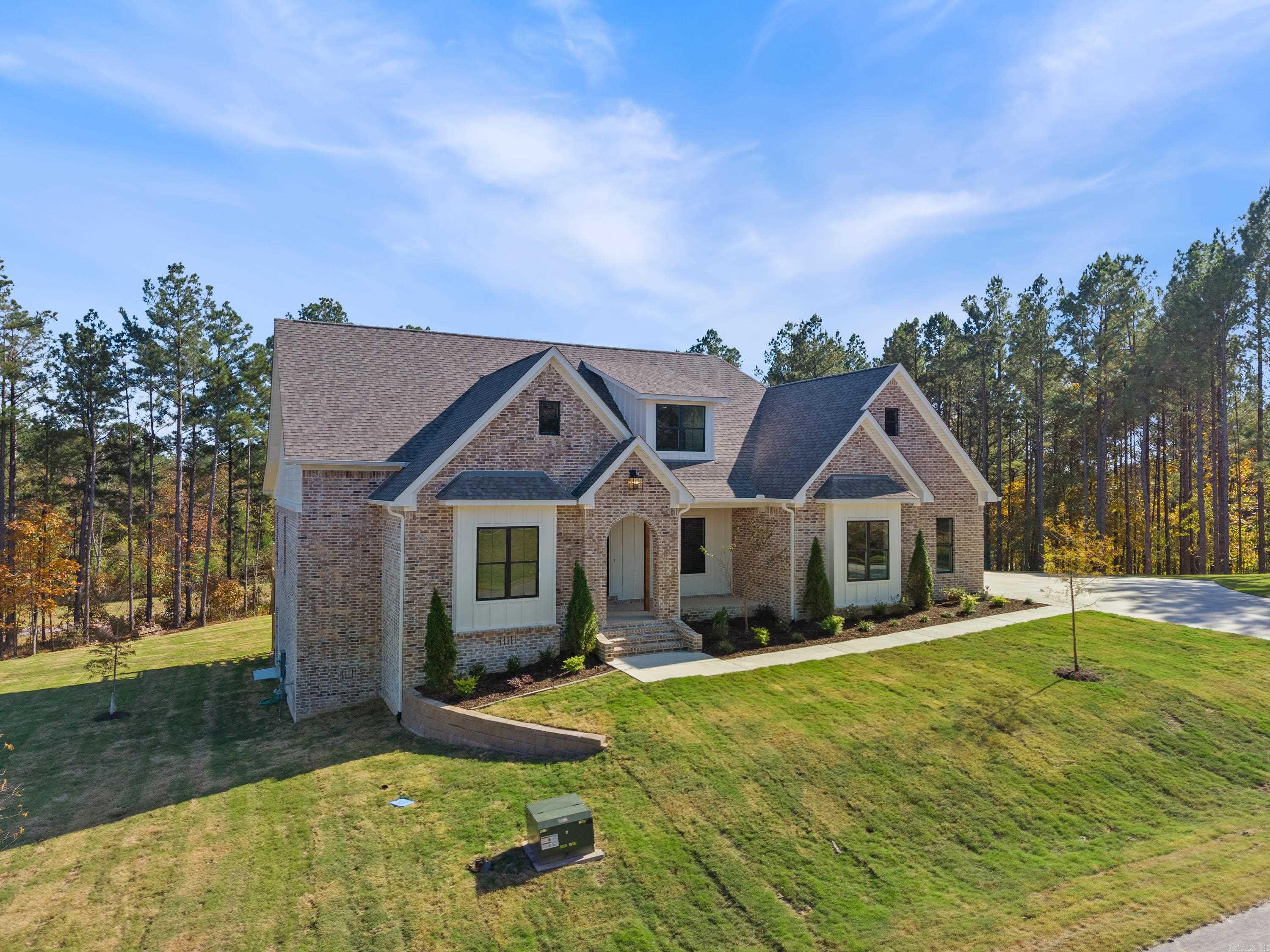 5096 Westridge Cir  Benton, AR