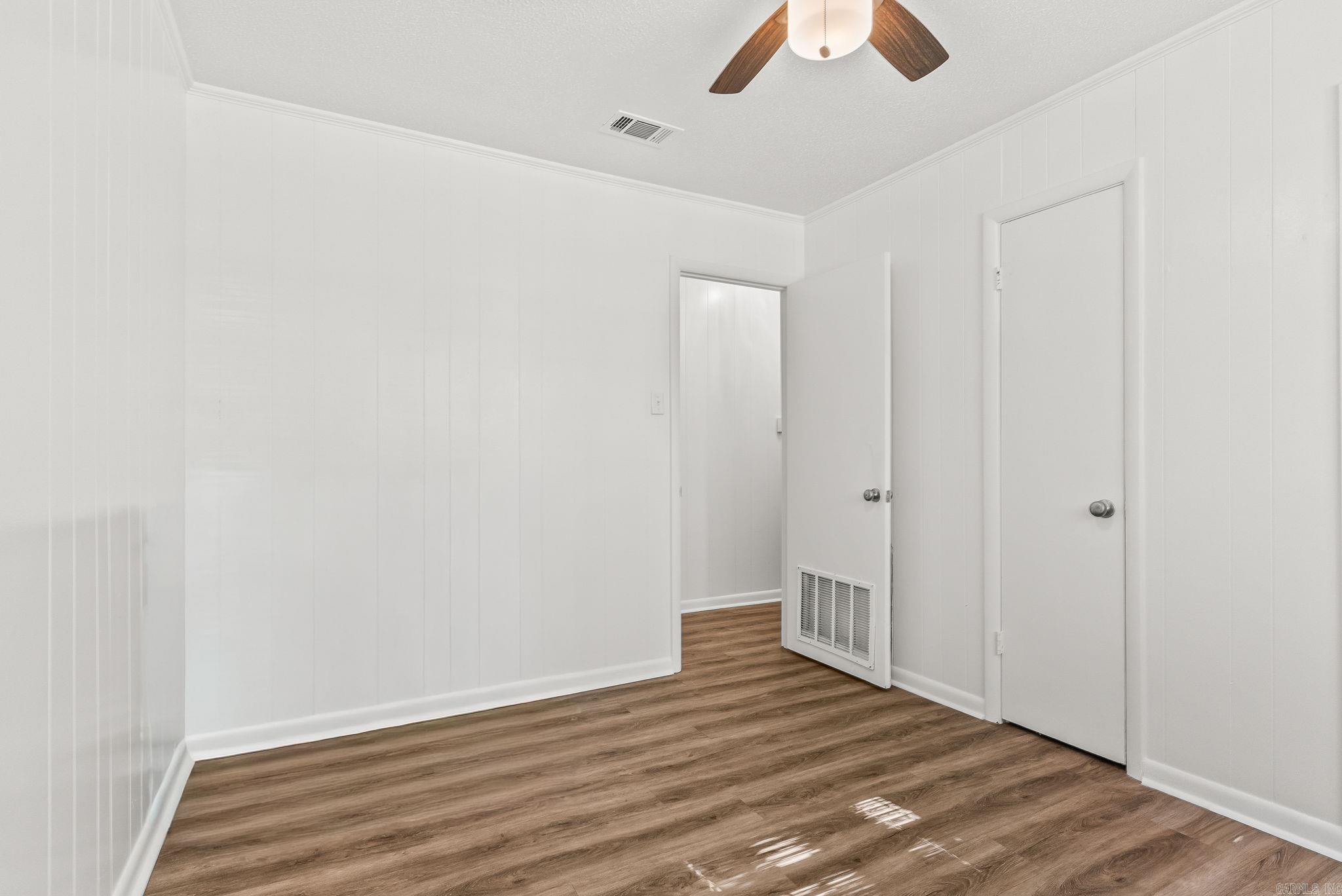 207 S Center  Conway, AR