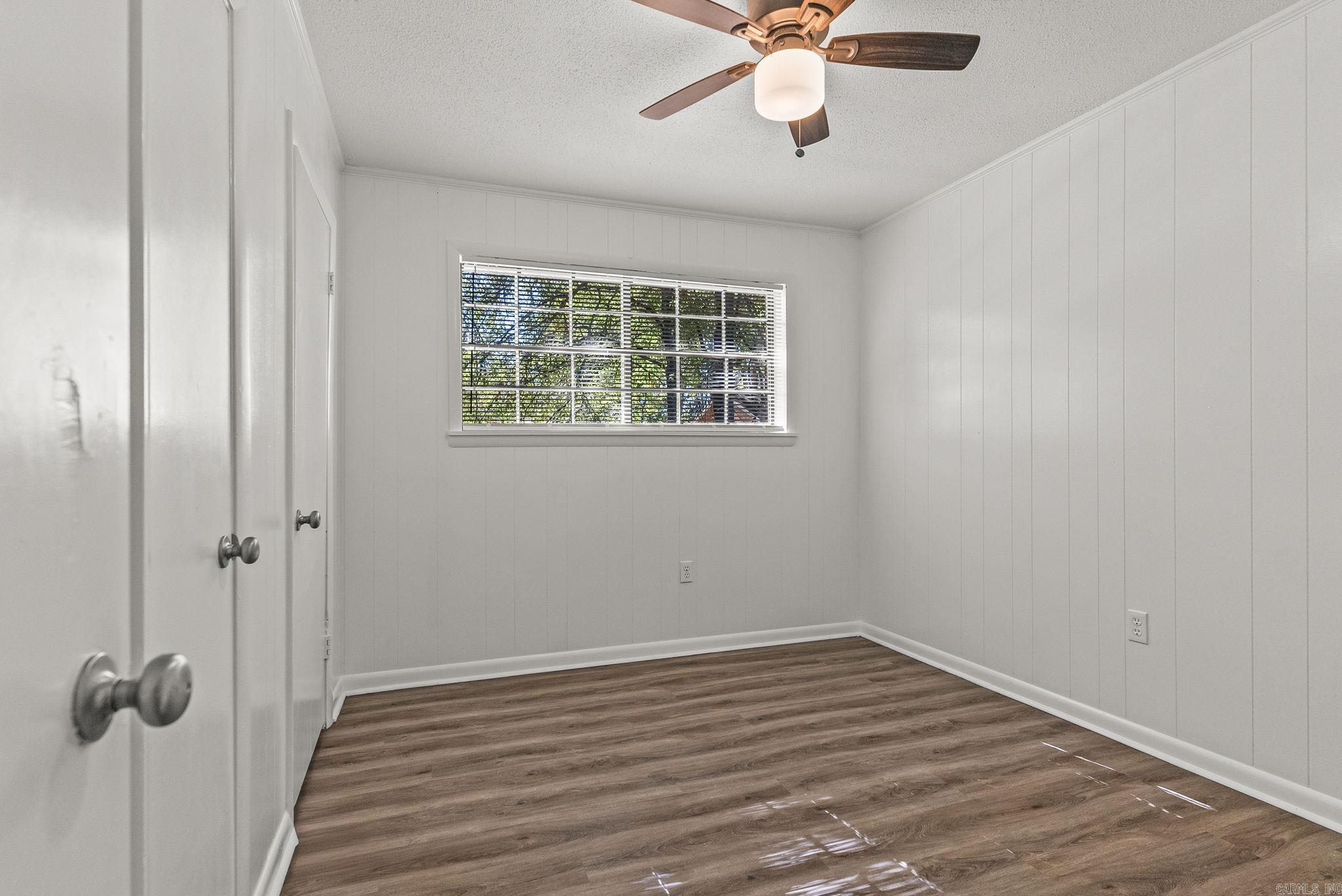 207 S Center  Conway, AR