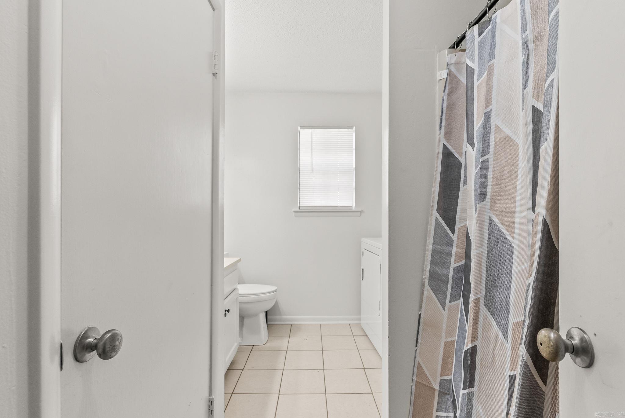 207 S Center  Conway, AR