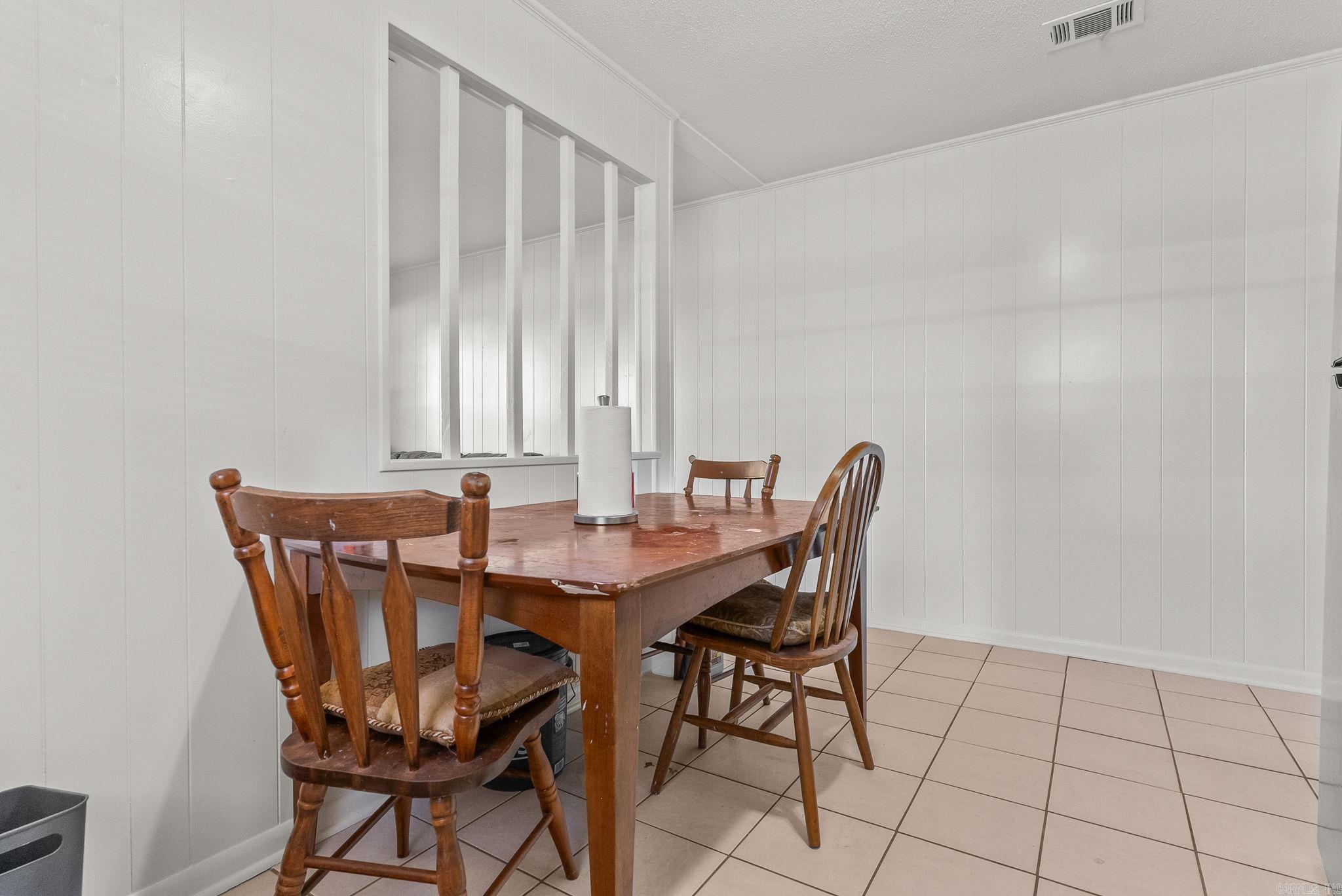 207 S Center  Conway, AR