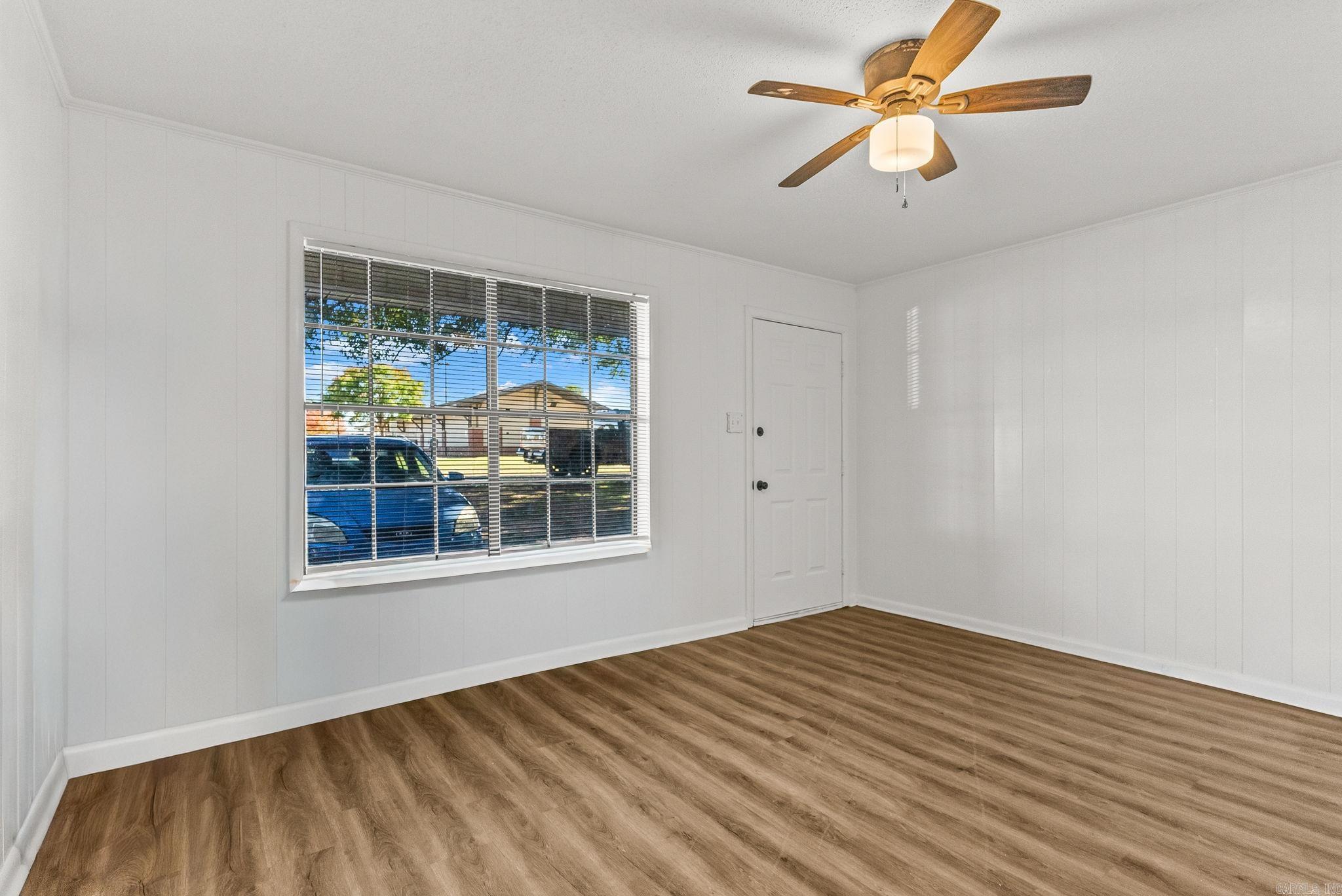 207 S Center  Conway, AR