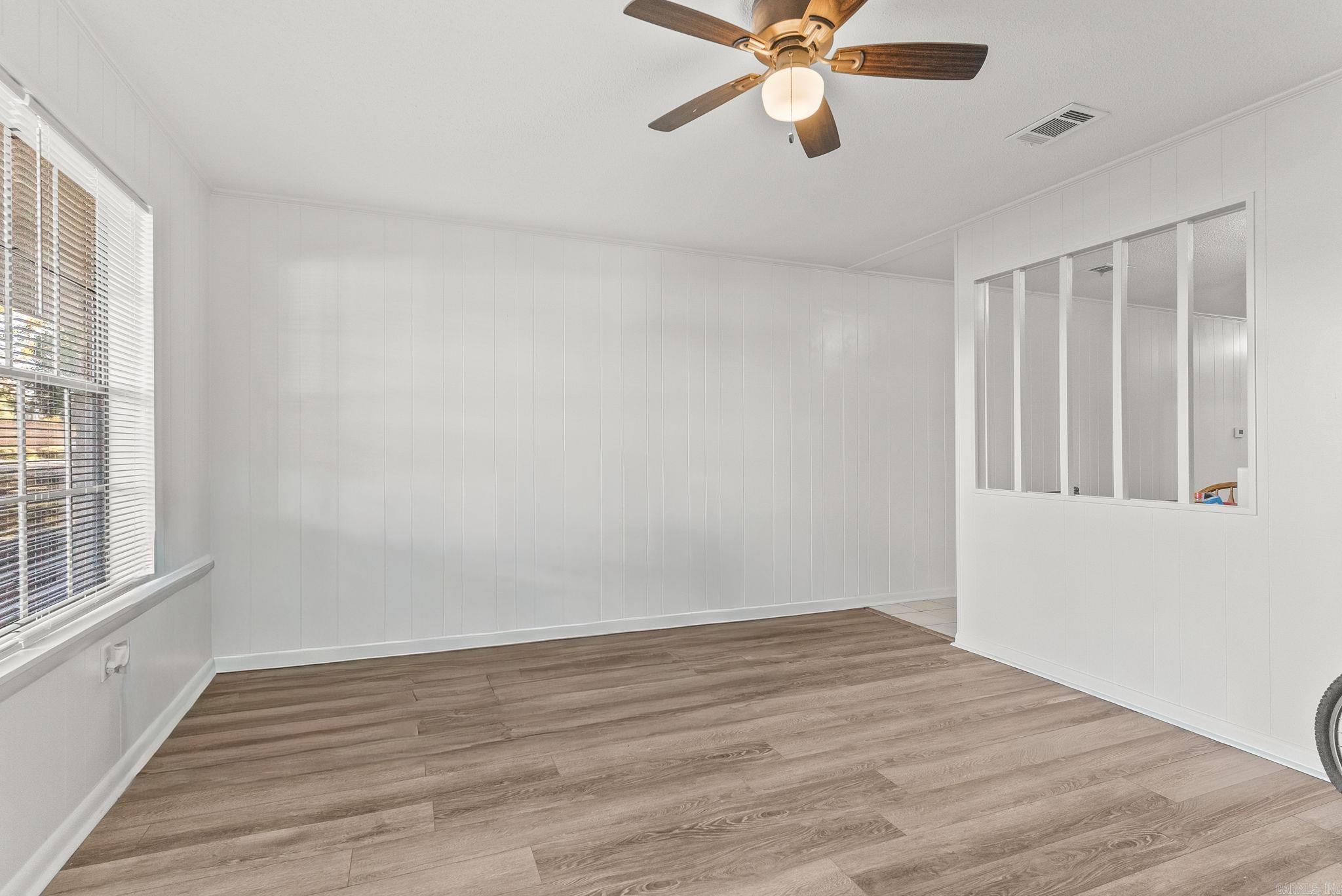 207 S Center  Conway, AR