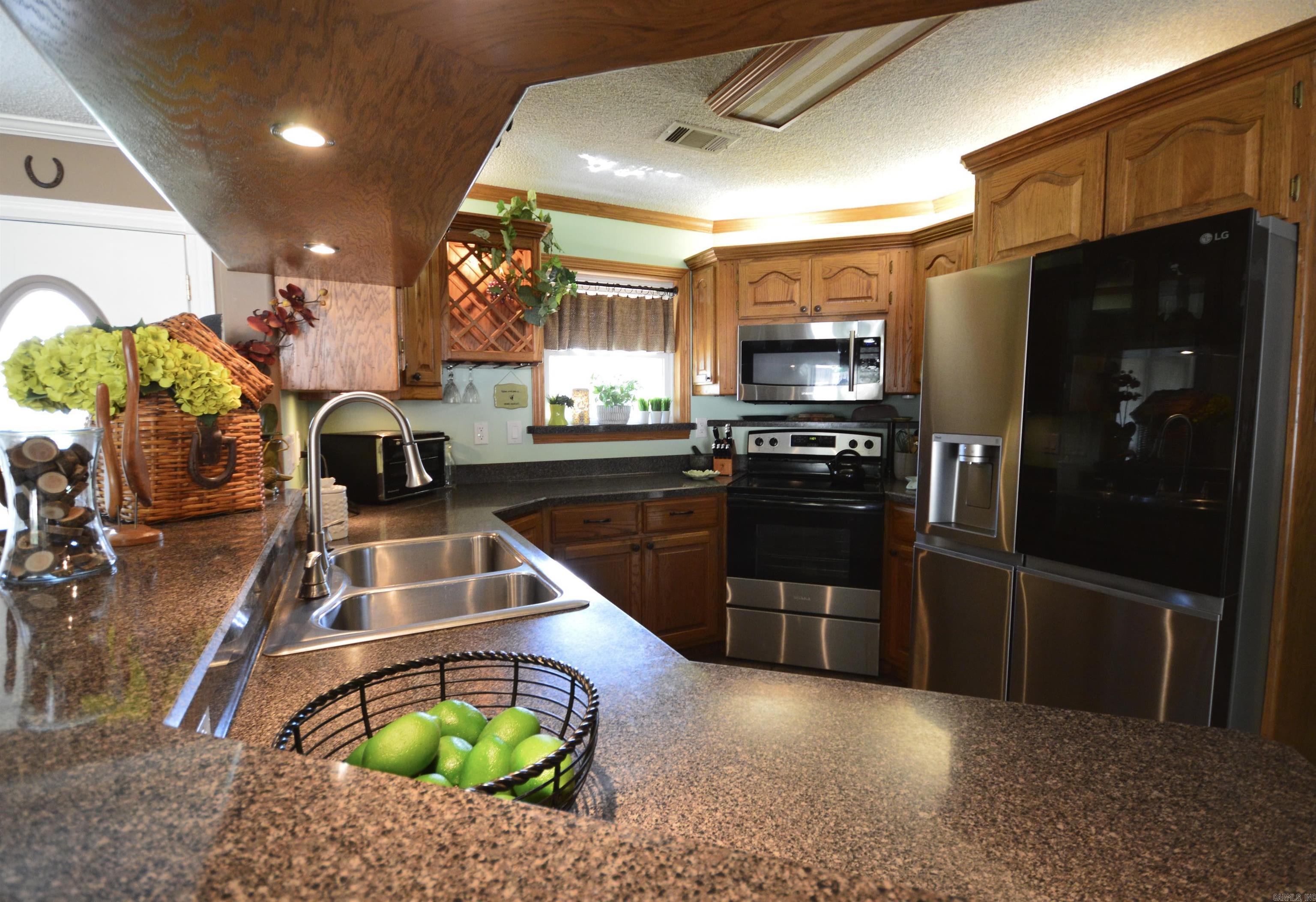 106 Rhonda Ann Place Hot Springs Village, AR 71909