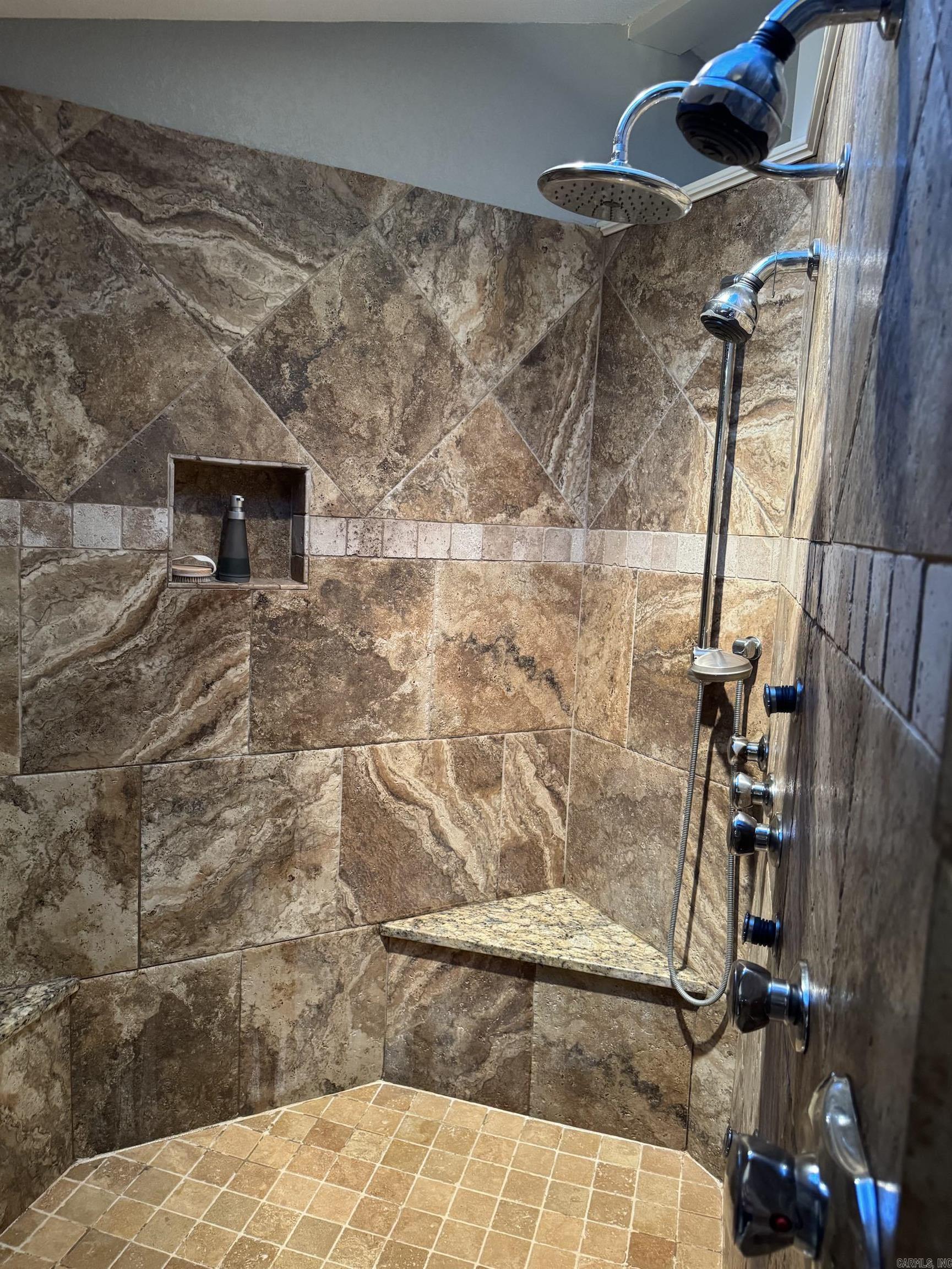 106 Rhonda Ann Place Hot Springs Village, AR 71909