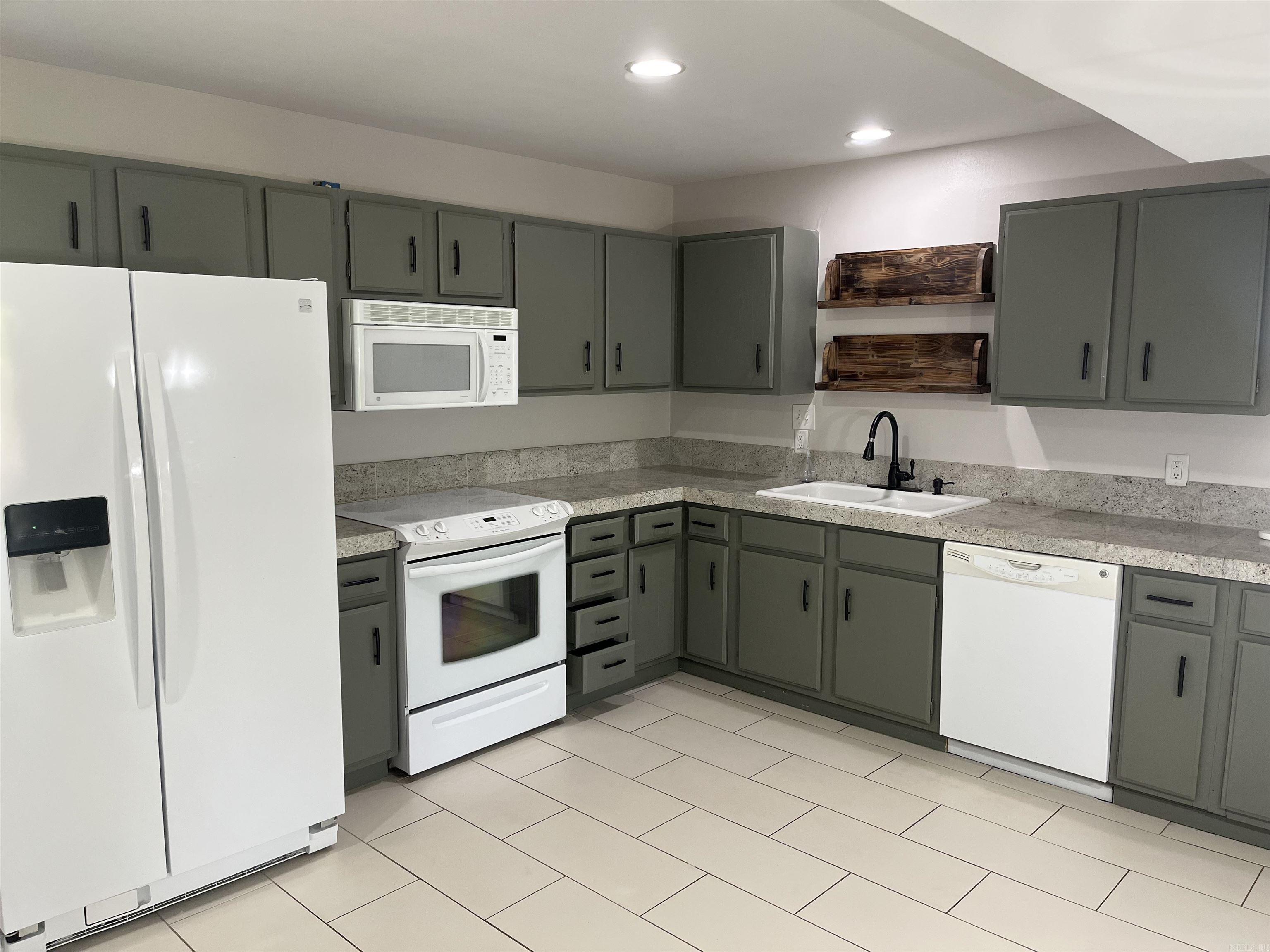 68 White Oak  Little Rock, AR