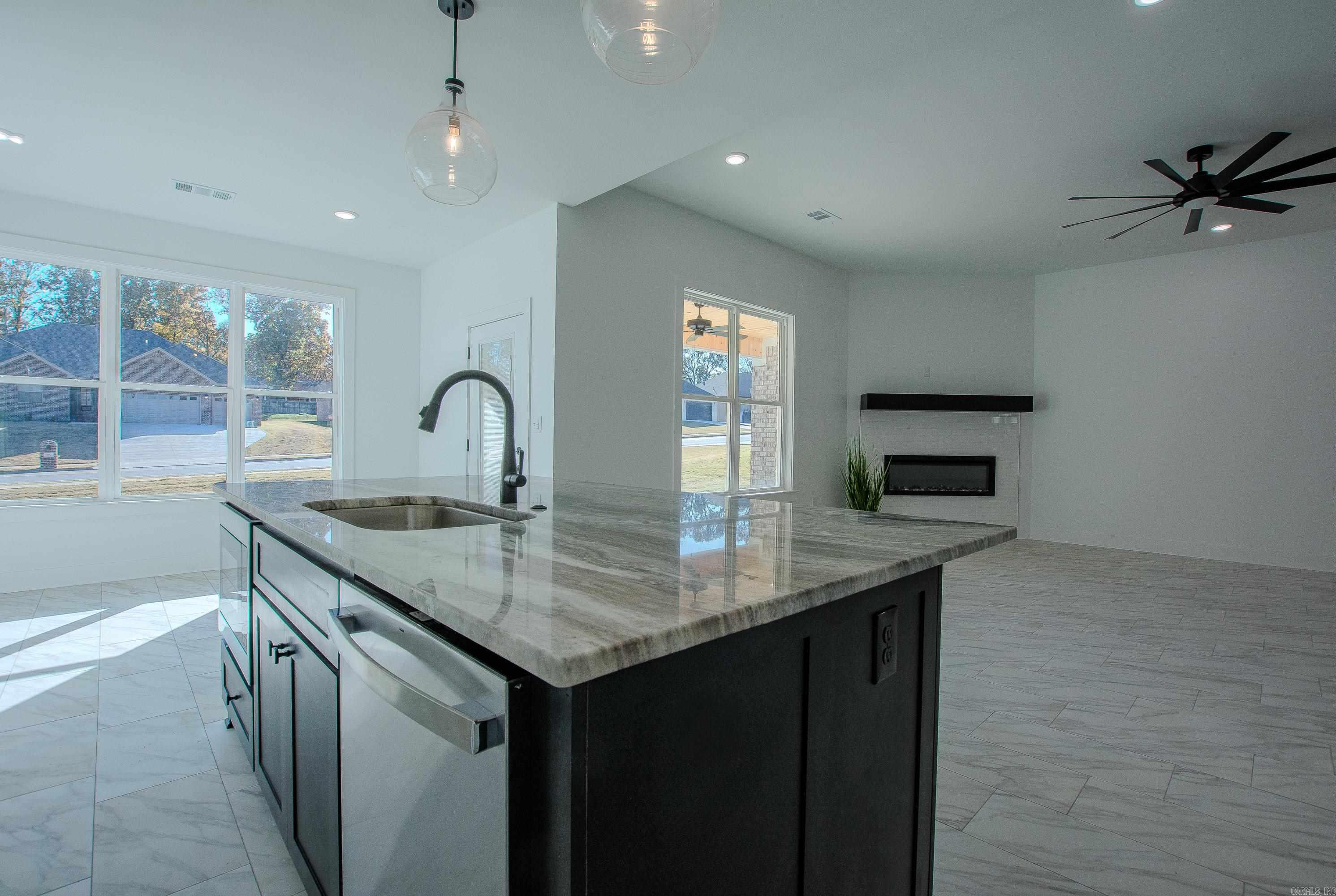 112 Riverstone Cove Sherwood, AR 72120