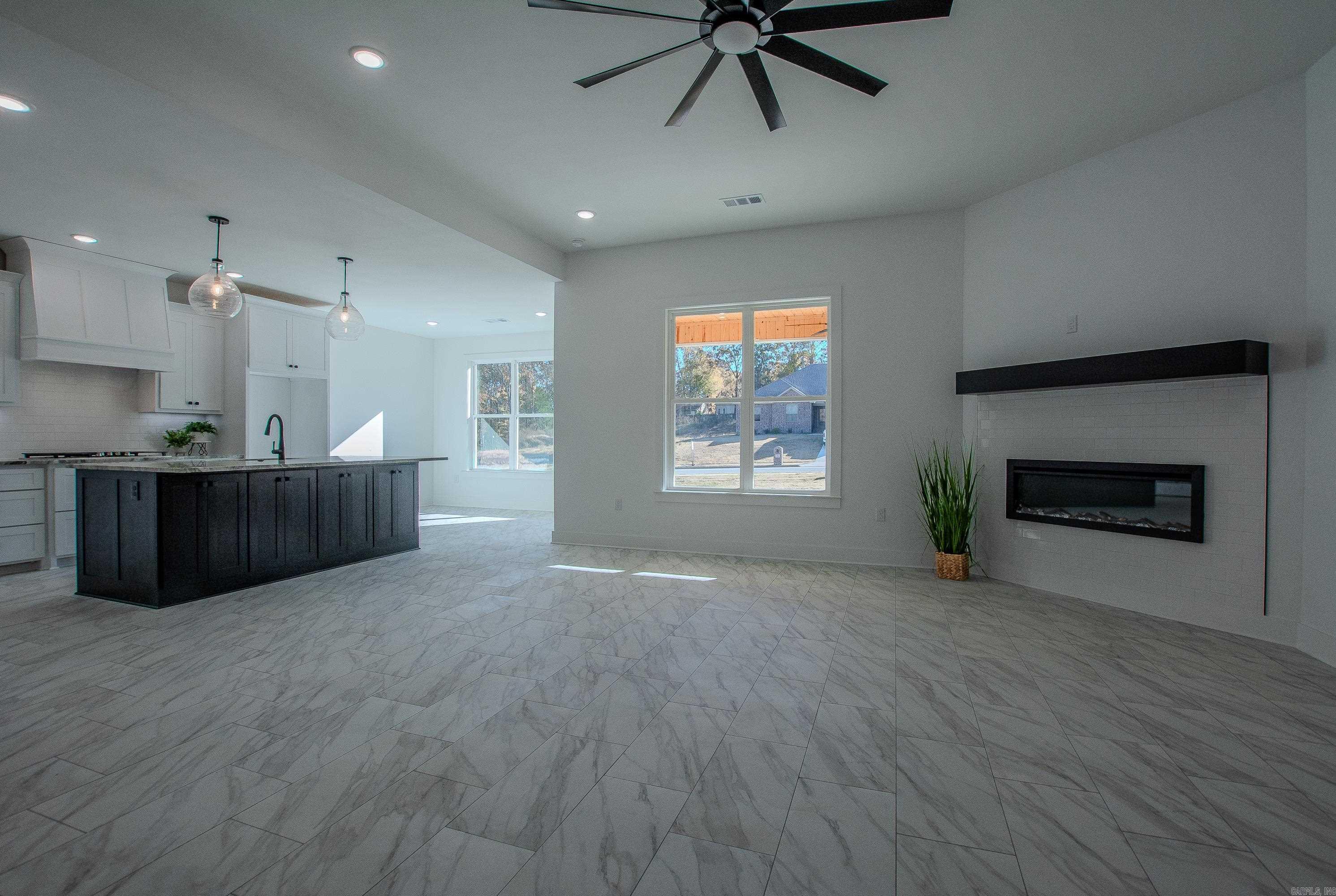 112 Riverstone Cove Sherwood, AR 72120