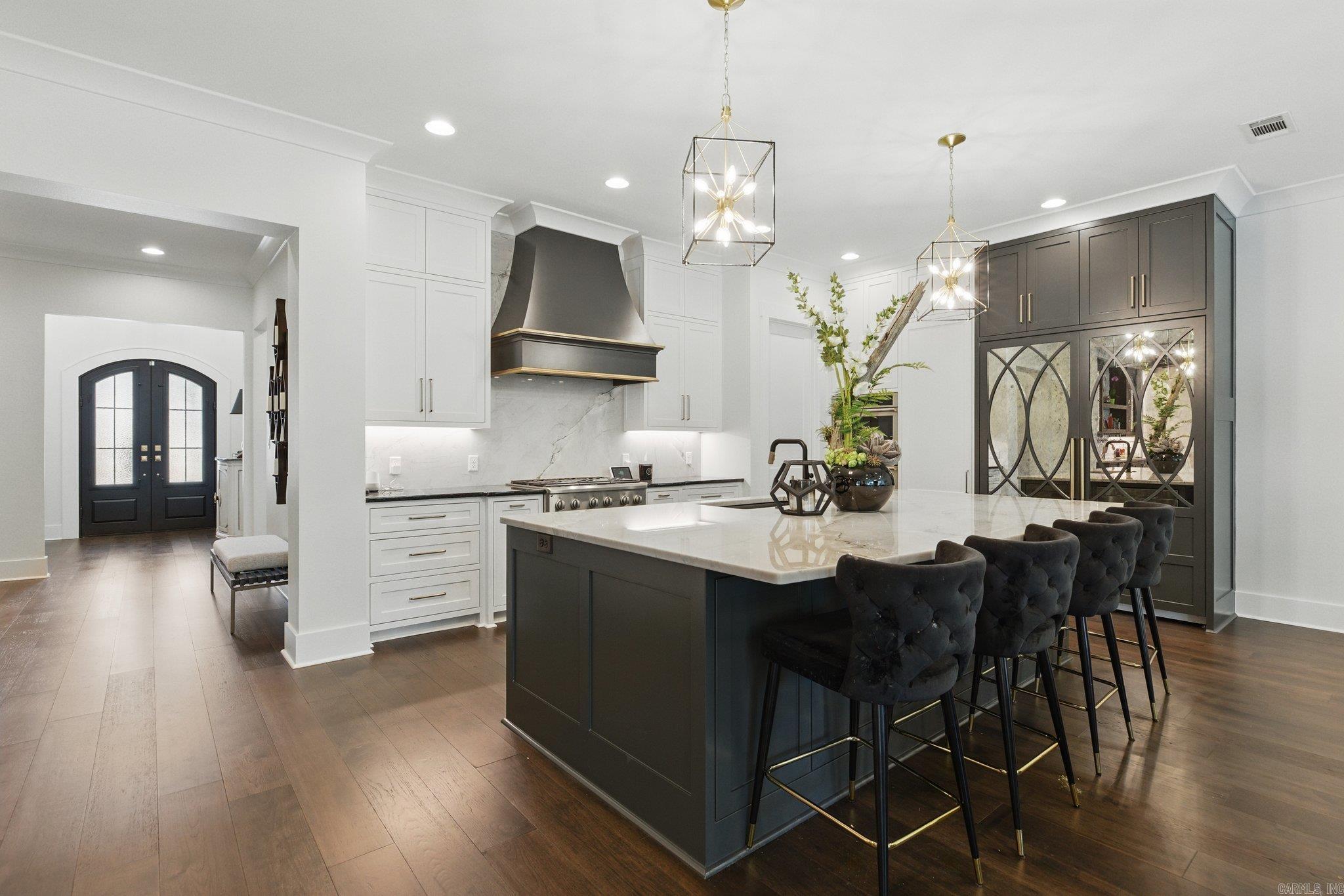 125 Hallen  Little Rock, AR