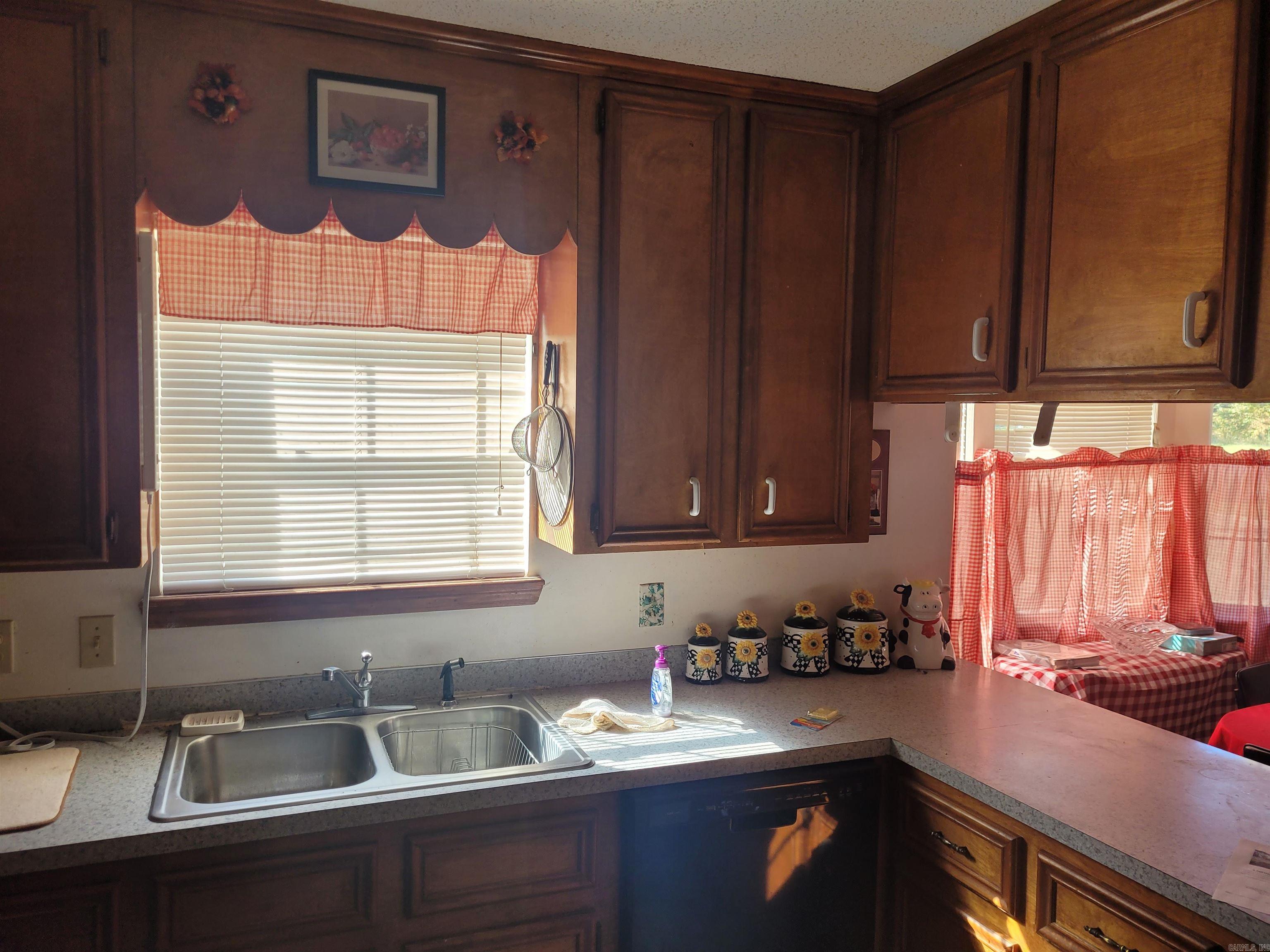 5050 S 79  Emerson, AR