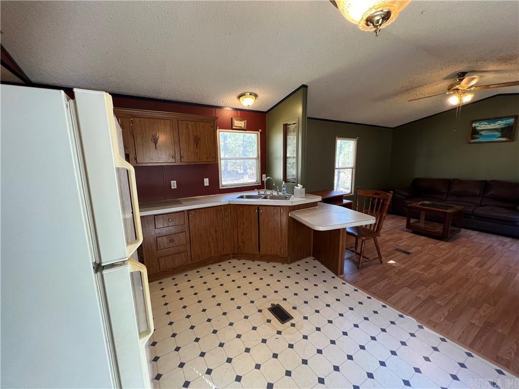 5498 HWY 359  Lamar, AR