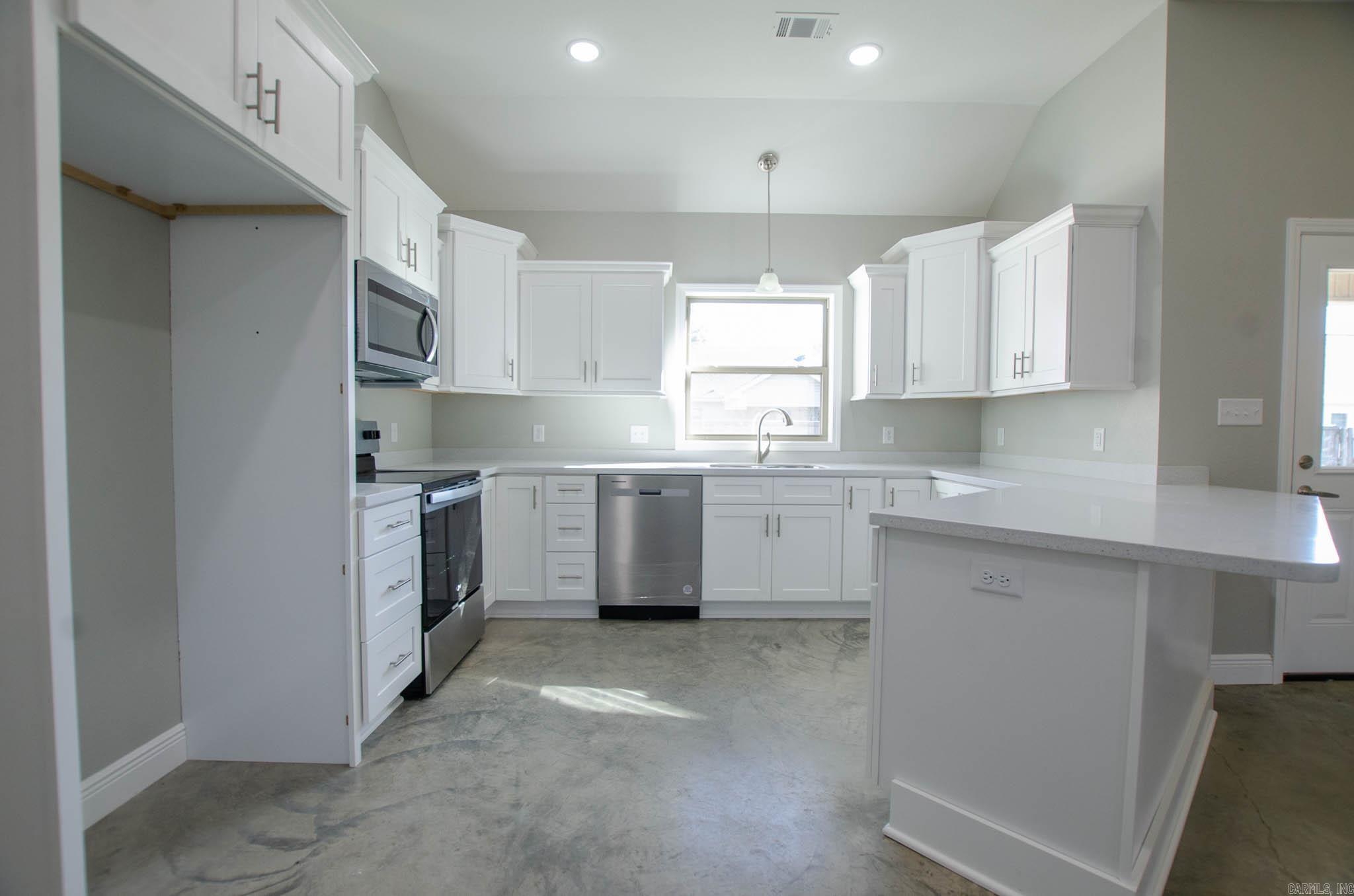 120 Pecan  Lake City, AR