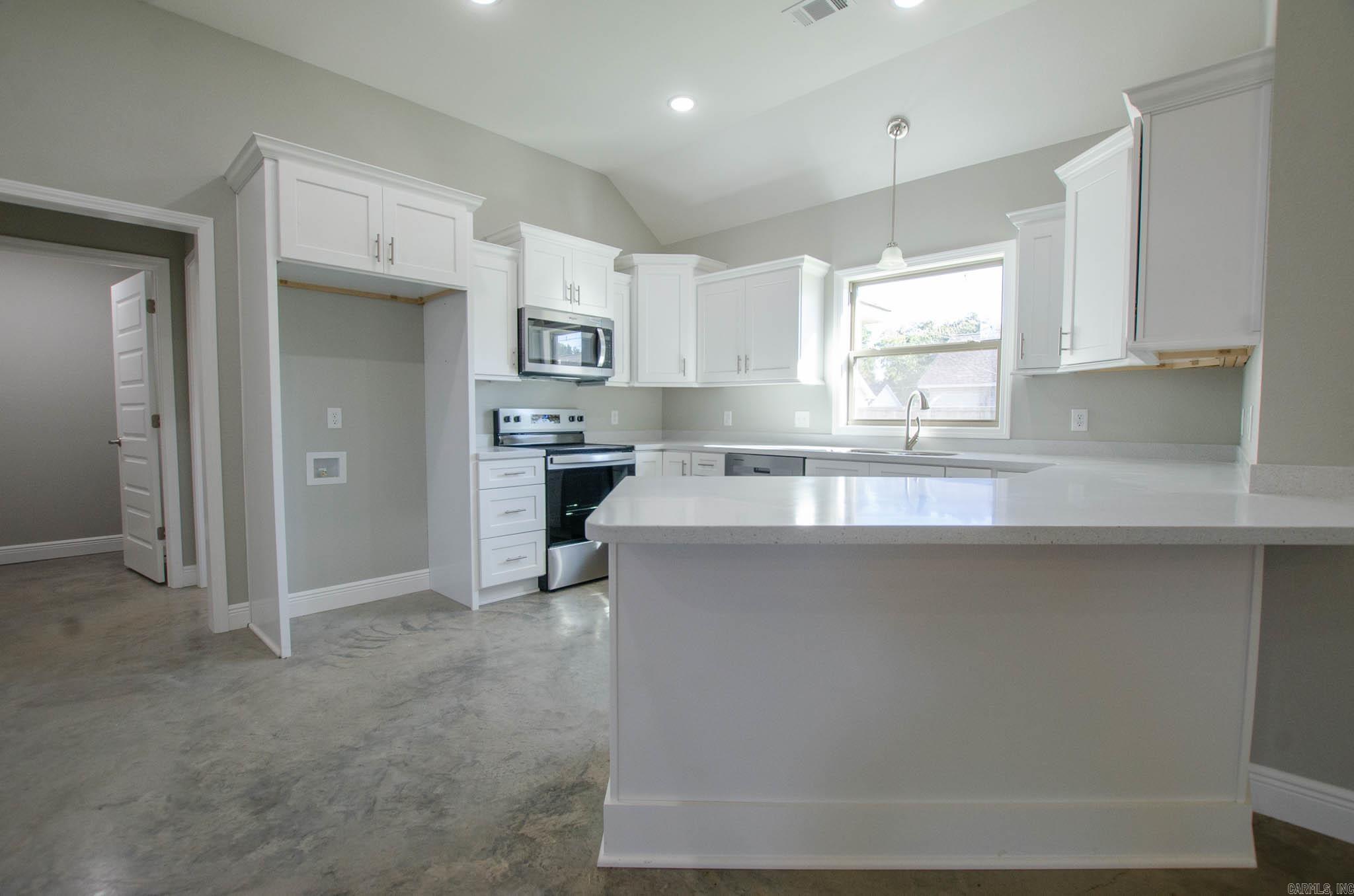 120 Pecan  Lake City, AR