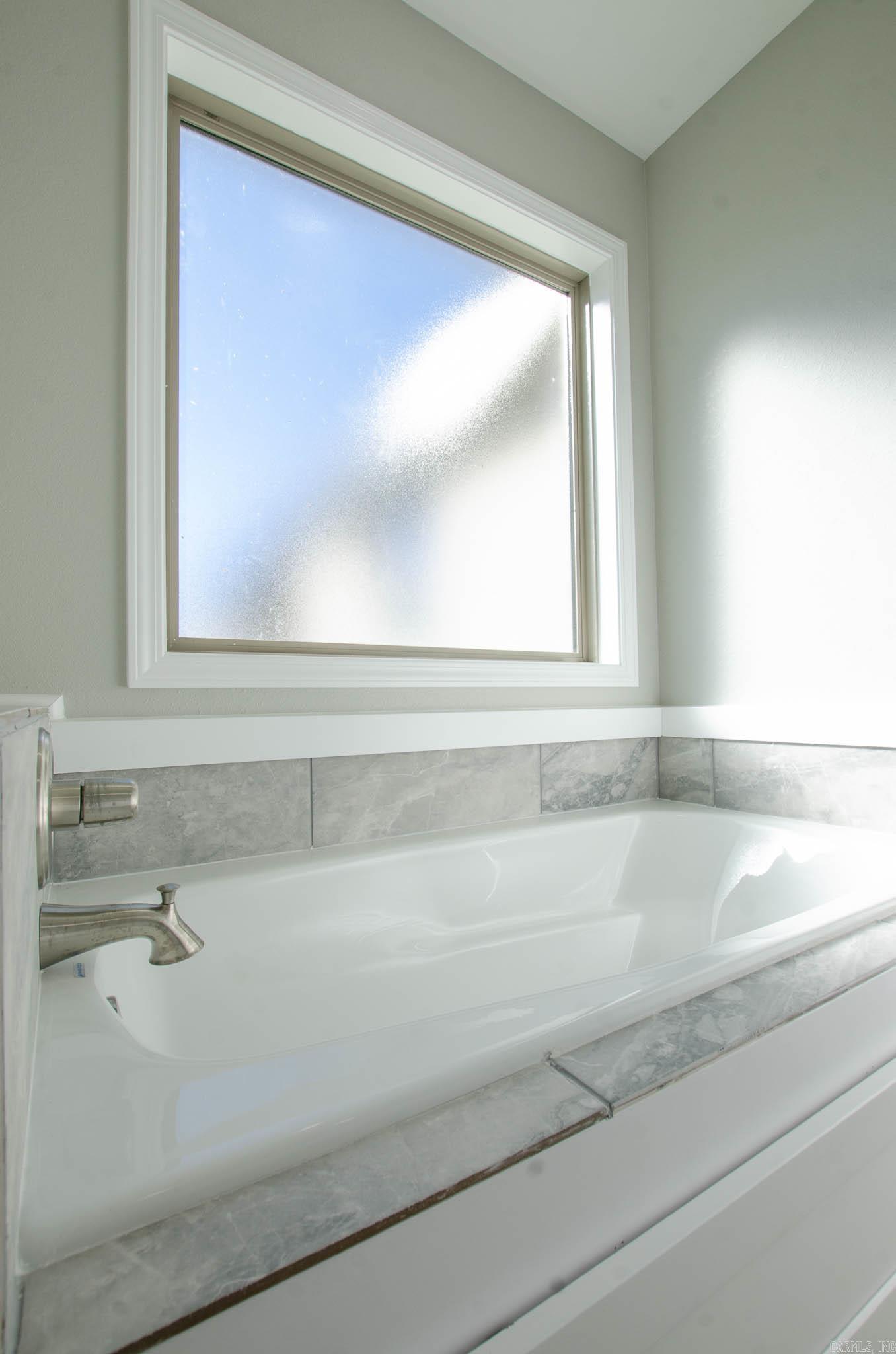 120 Pecan  Lake City, AR