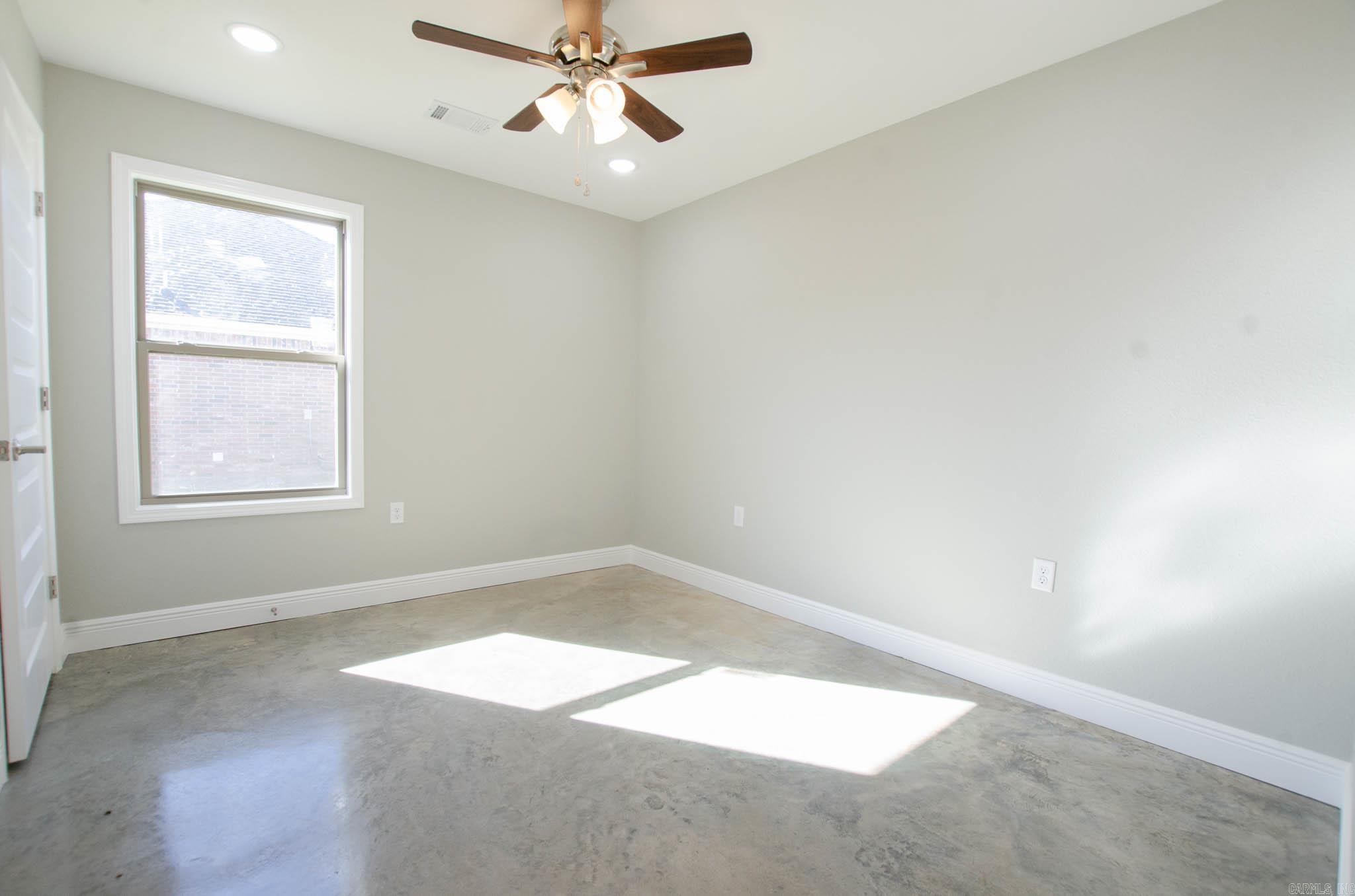 120 Pecan  Lake City, AR