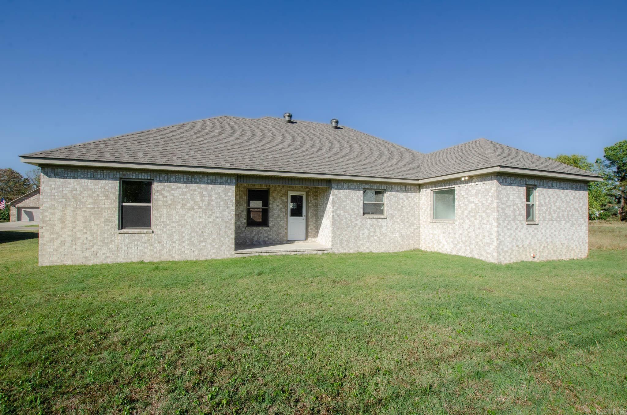120 Pecan  Lake City, AR