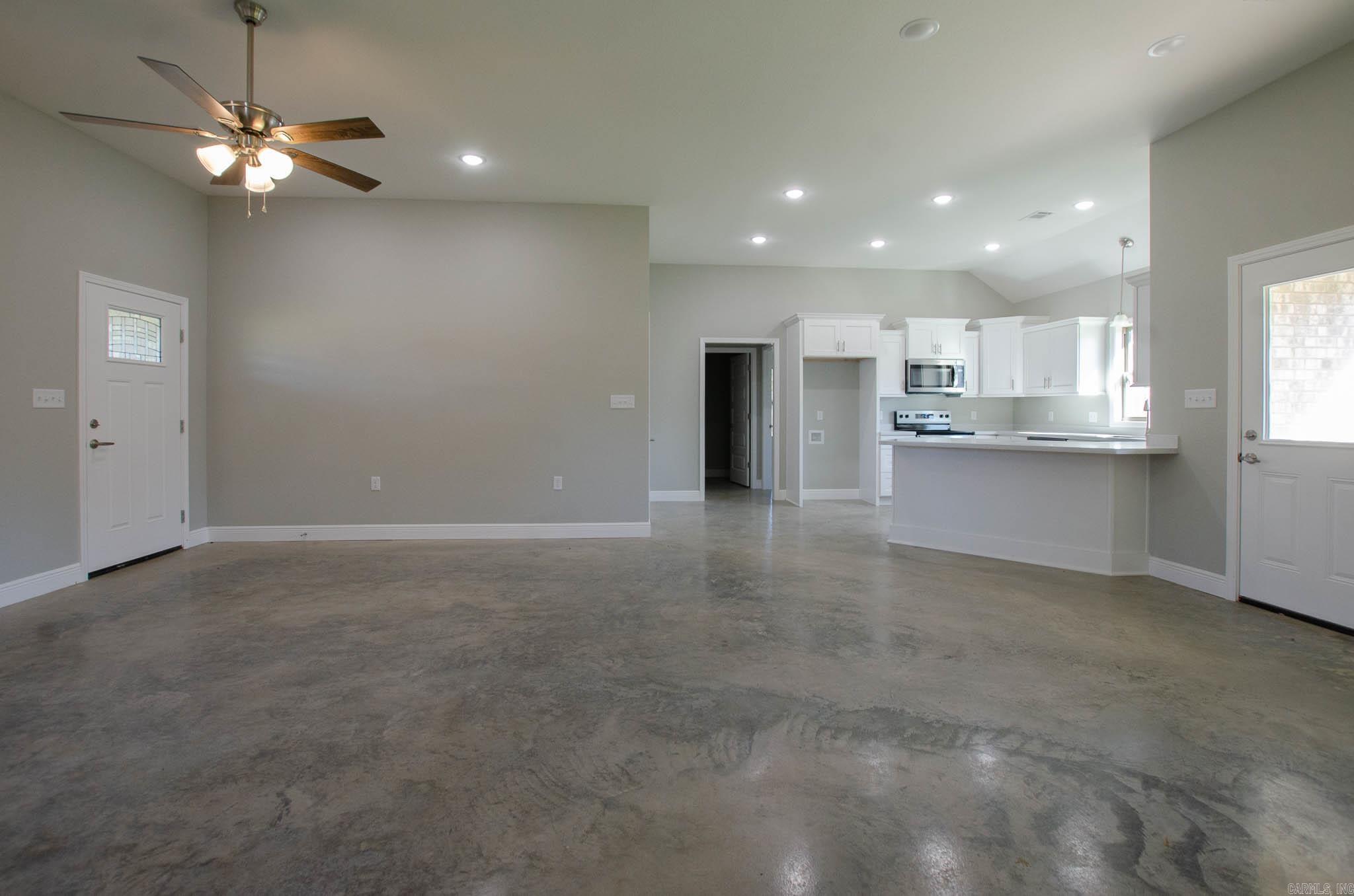 120 Pecan  Lake City, AR