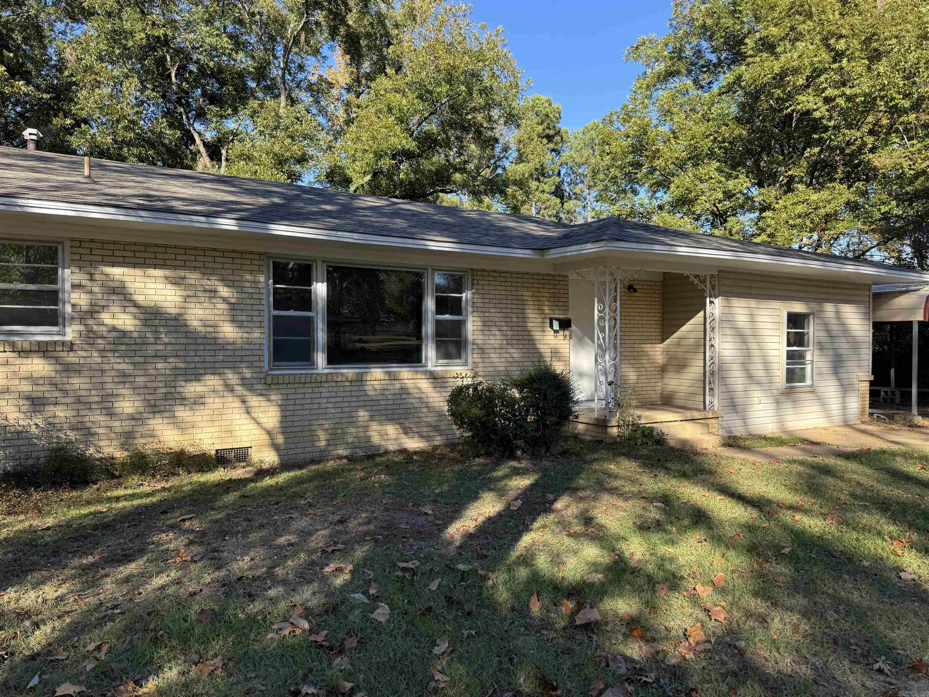 100 E Lincoln  Searcy, AR