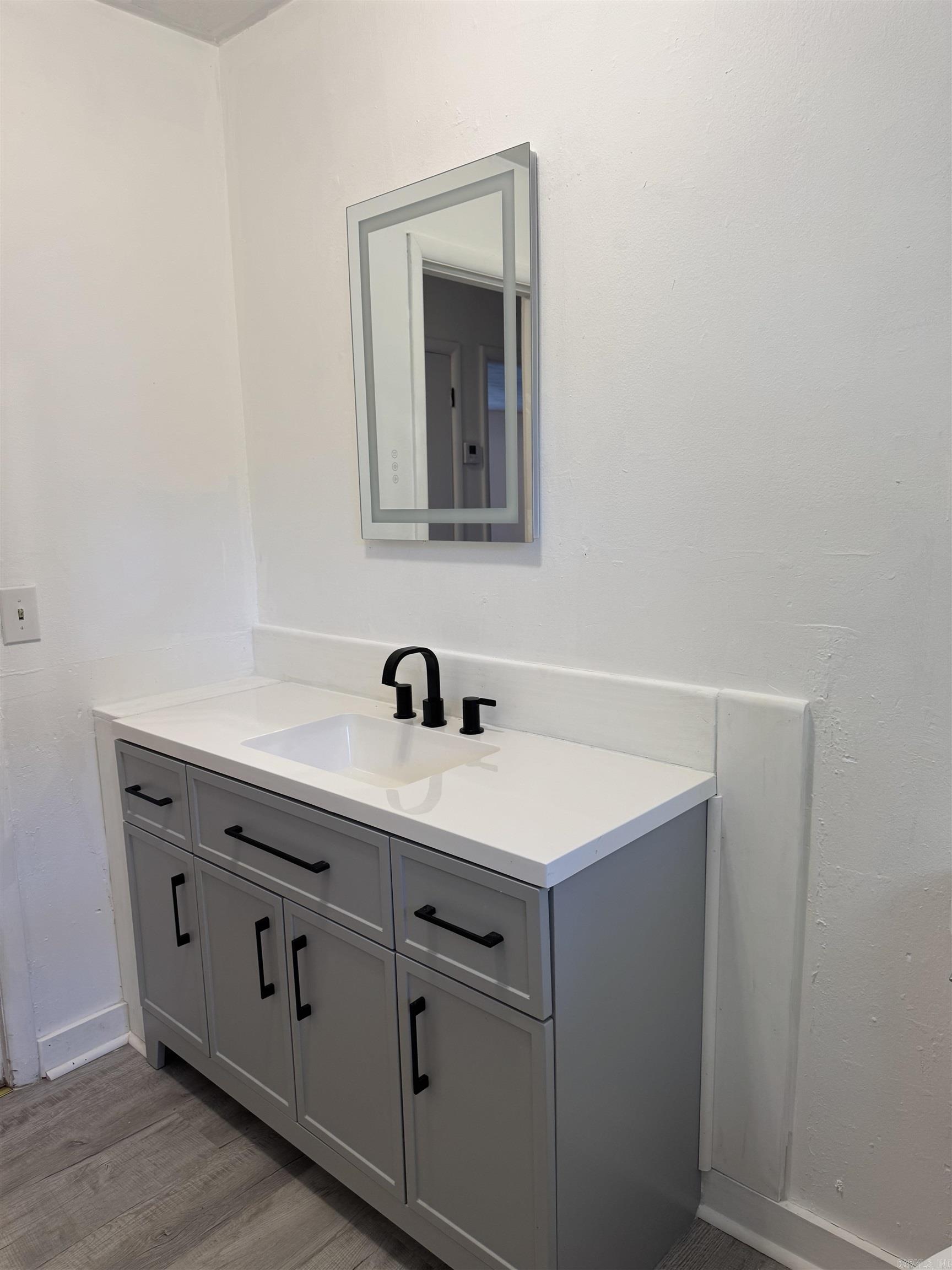 100 E Lincoln  Searcy, AR