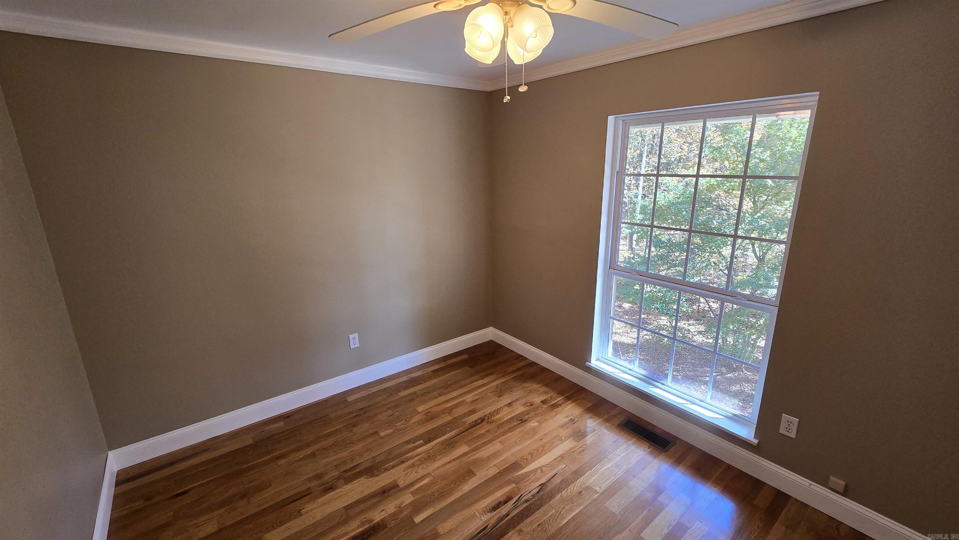 5225 Burnt Ridge Road Shirley, AR 72153