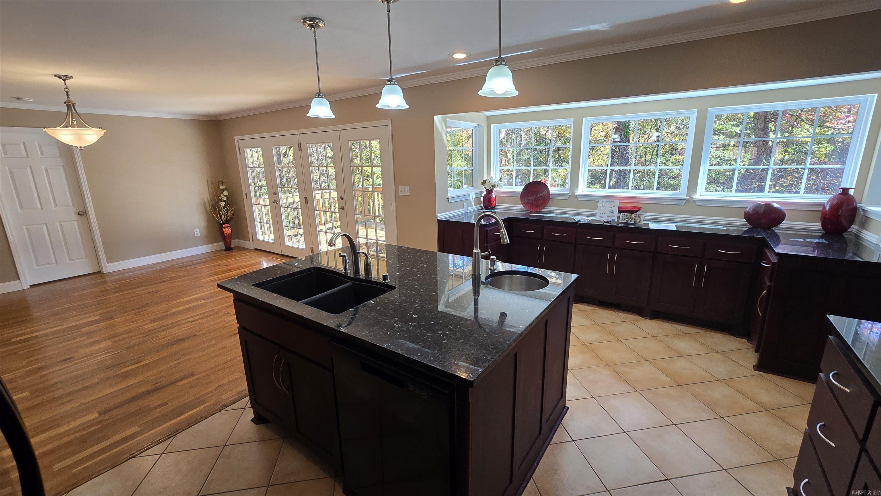 5225 Burnt Ridge Road Shirley, AR 72153