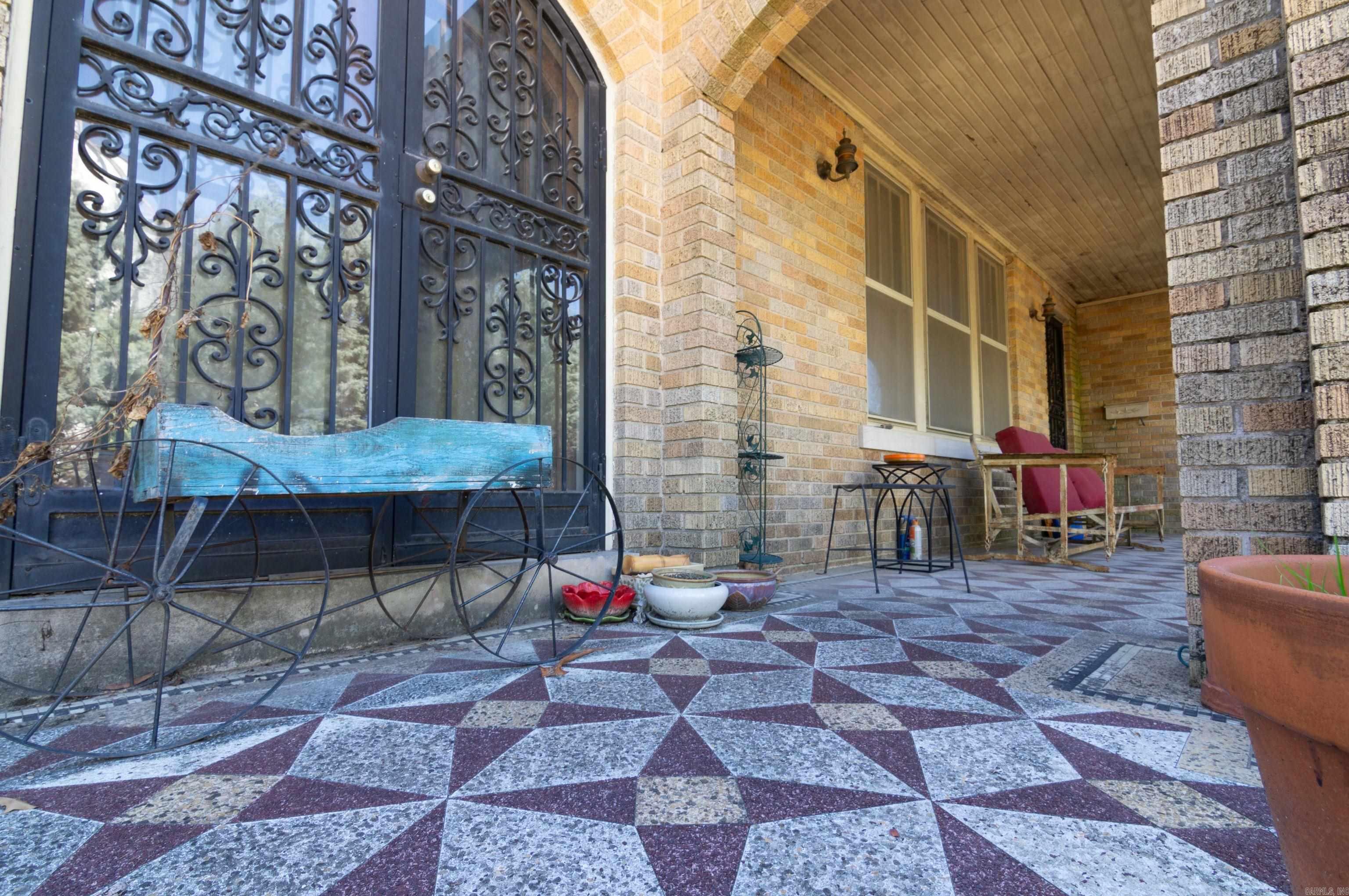 819 W Front Street Lonoke, AR 72086