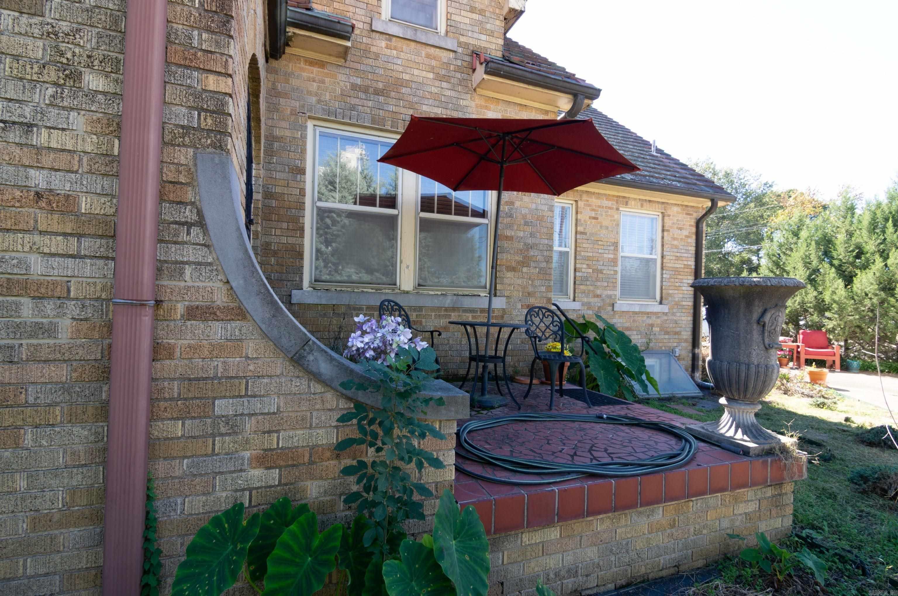 819 W Front Street Lonoke, AR 72086