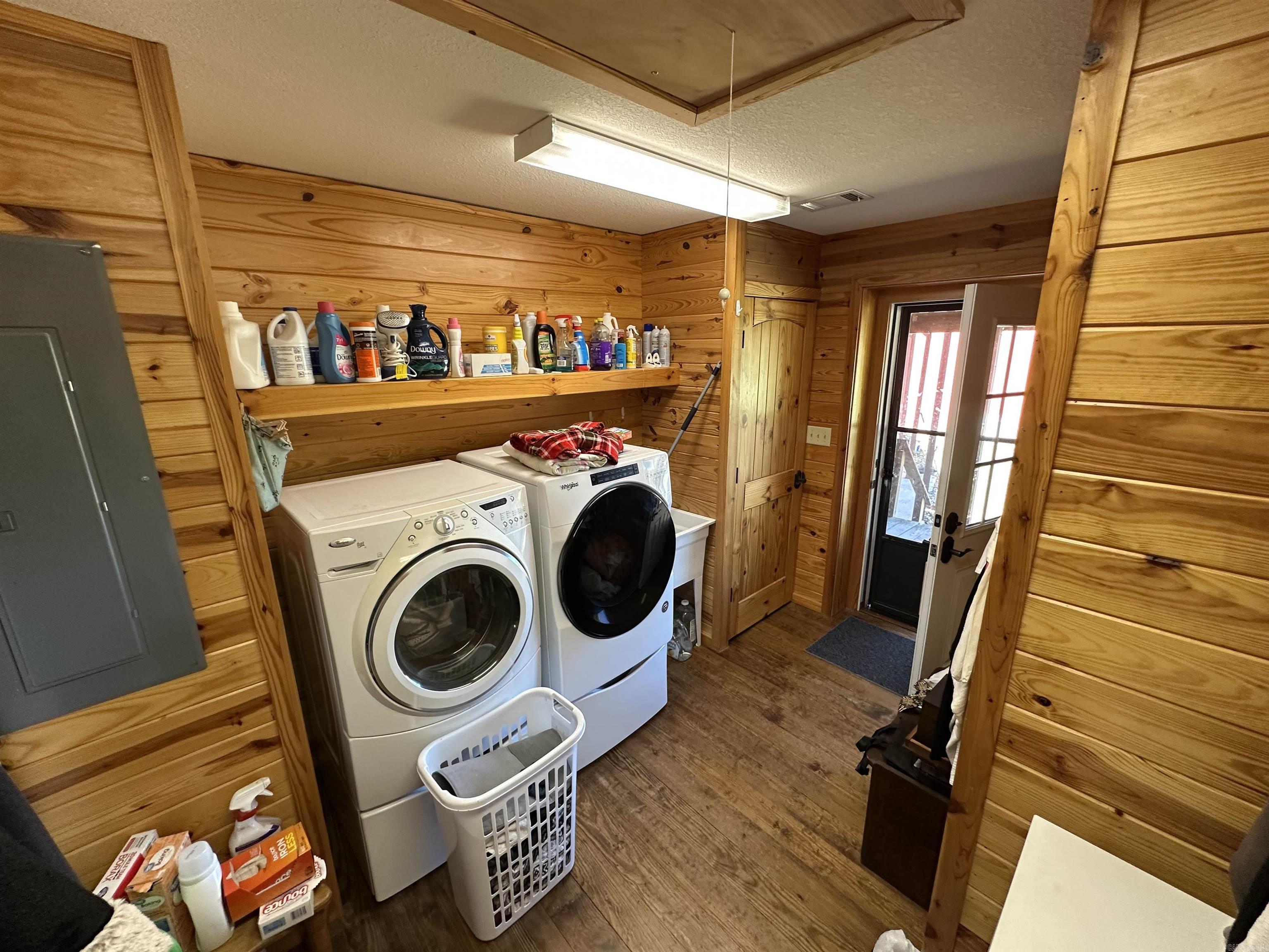 1156 E HWY 26  Delight, AR