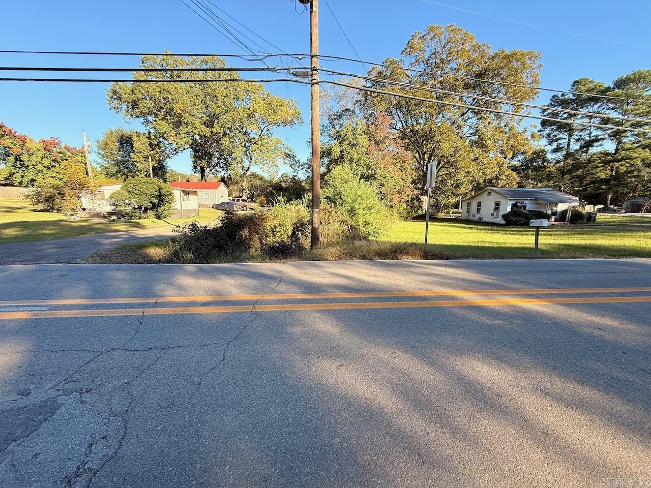 1006, 1018 A&B N Gabbert  Monticello, AR