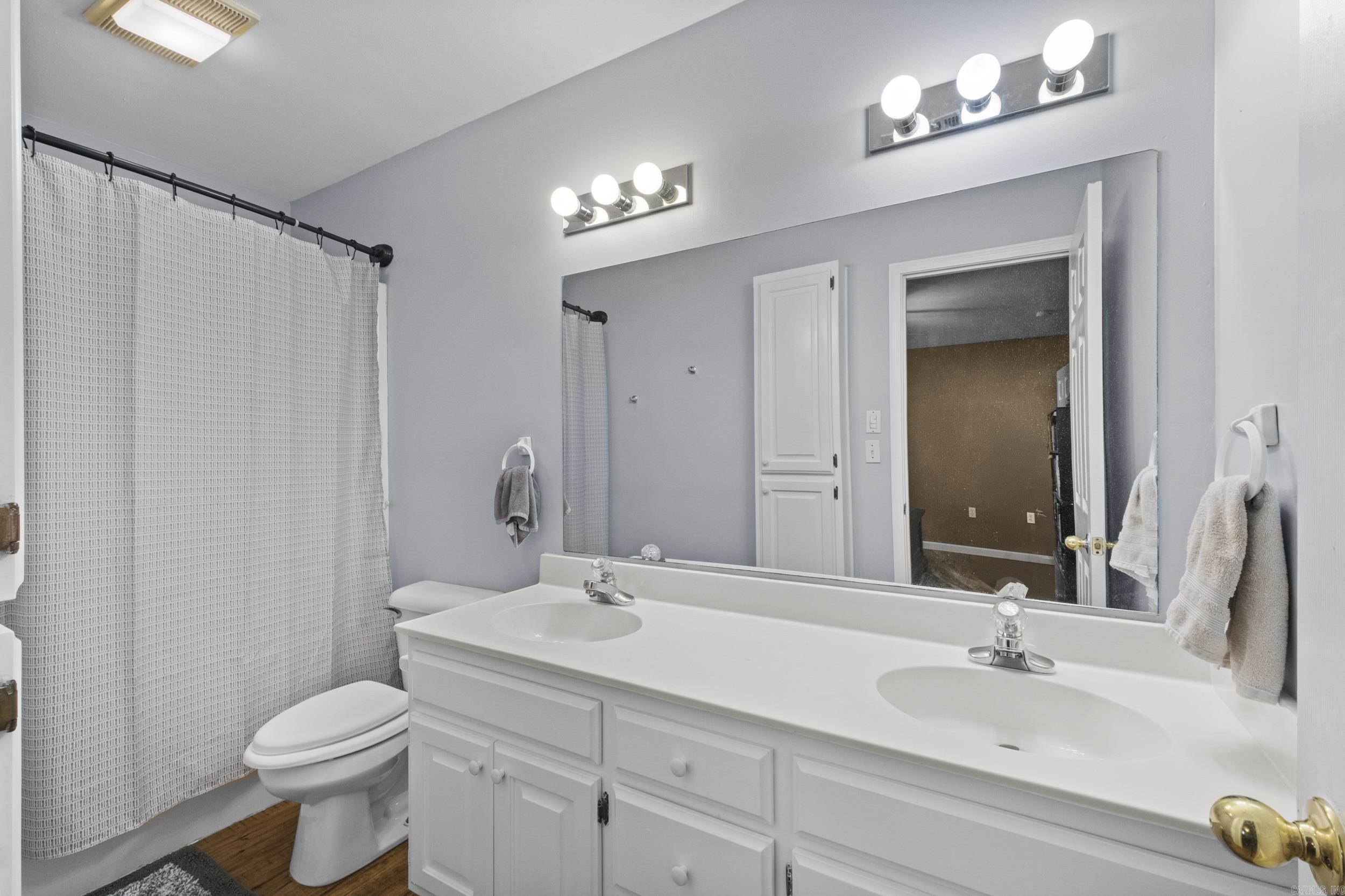 1601 N Main  Searcy, AR