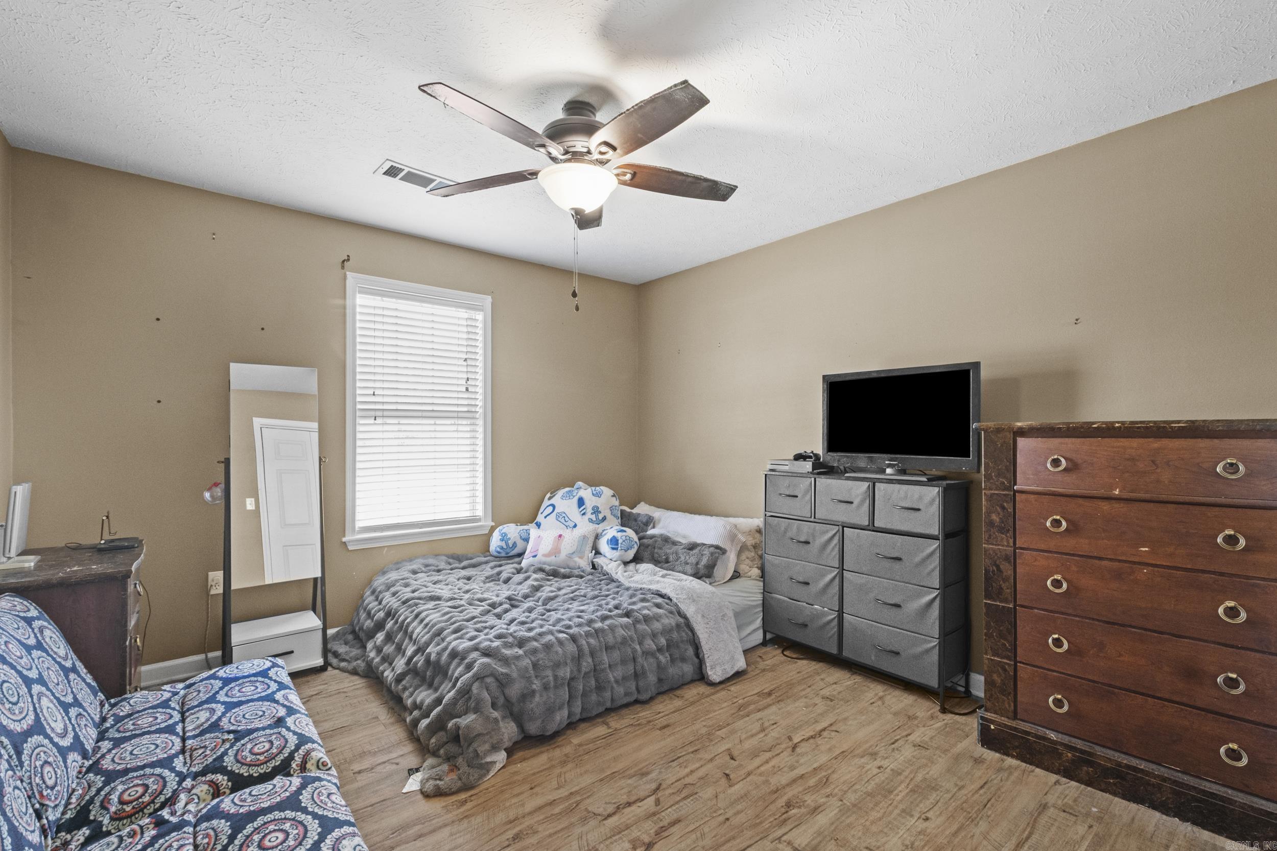 1601 N Main  Searcy, AR