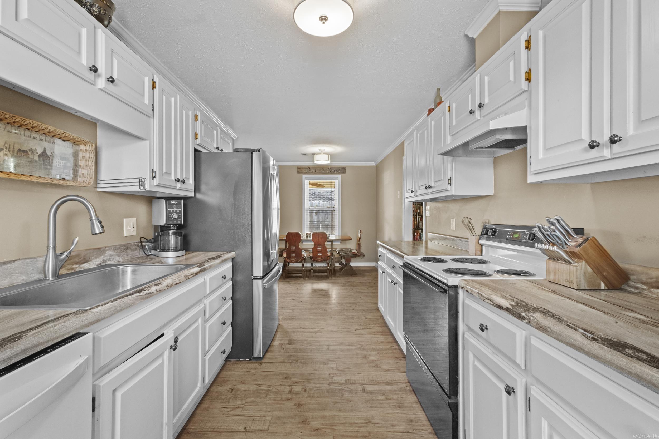 1601 N Main  Searcy, AR