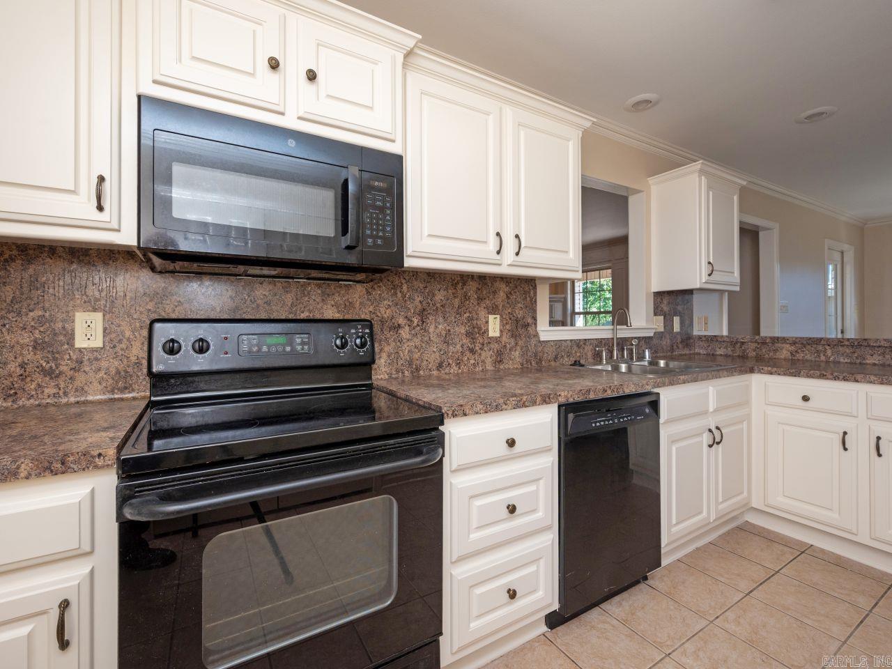 3073 Woodruff Creek  Sherwood, AR