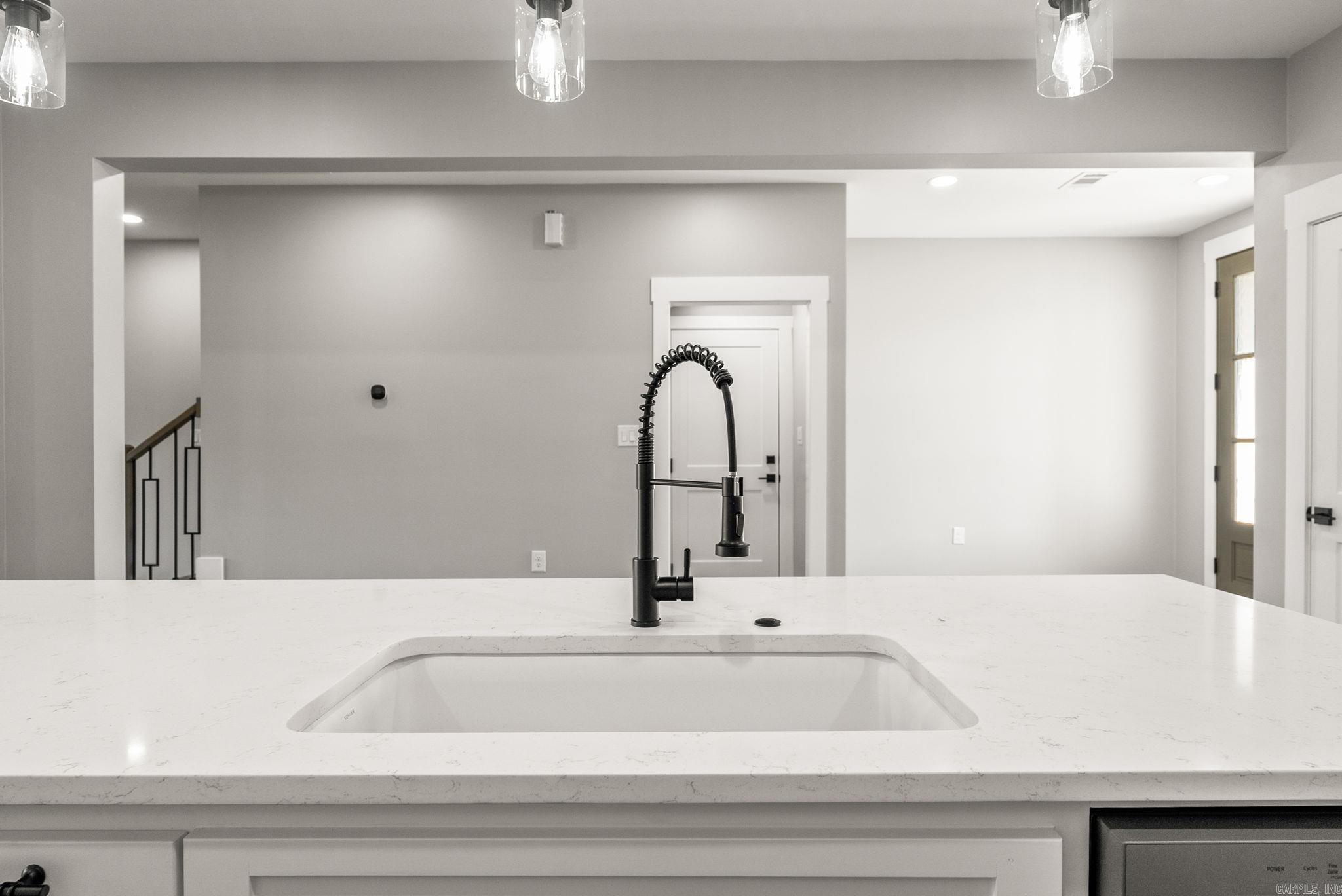 6841 Rudolph Road Alexander, AR 72002