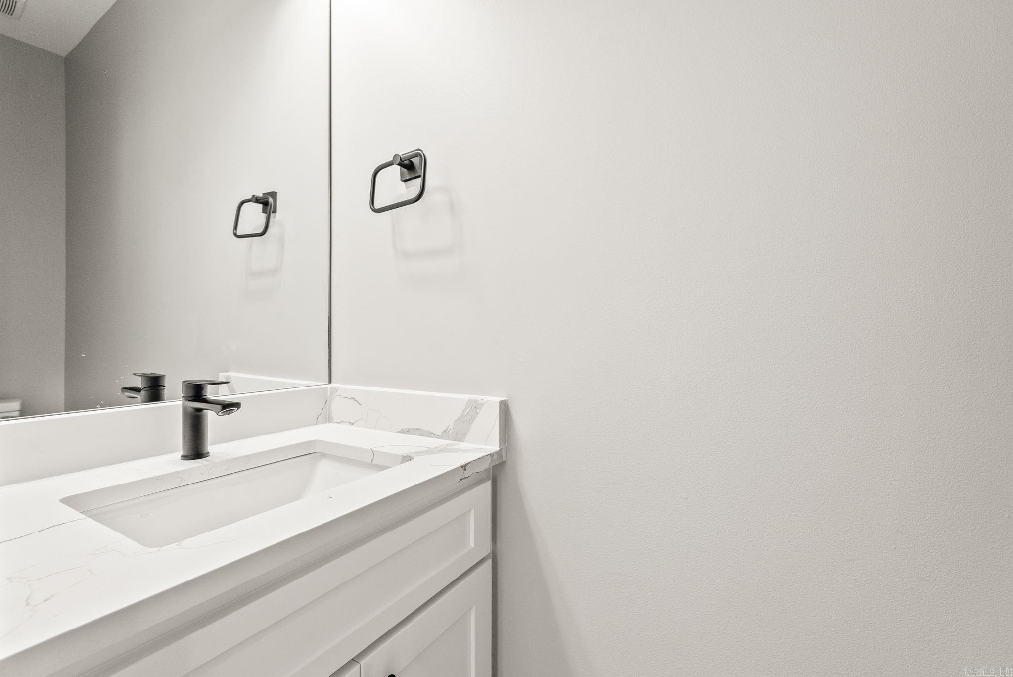 6841 Rudolph Road Alexander, AR 72002