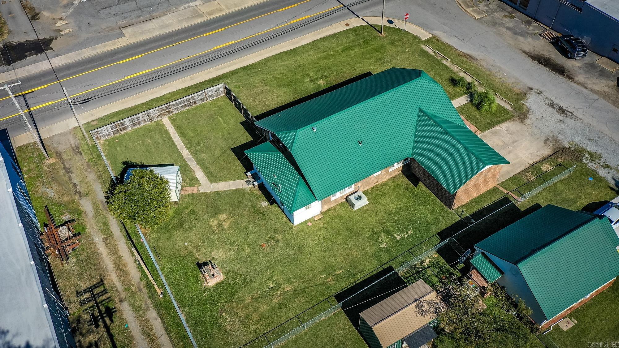 204 SE 3rd Street England, AR 72046-2110