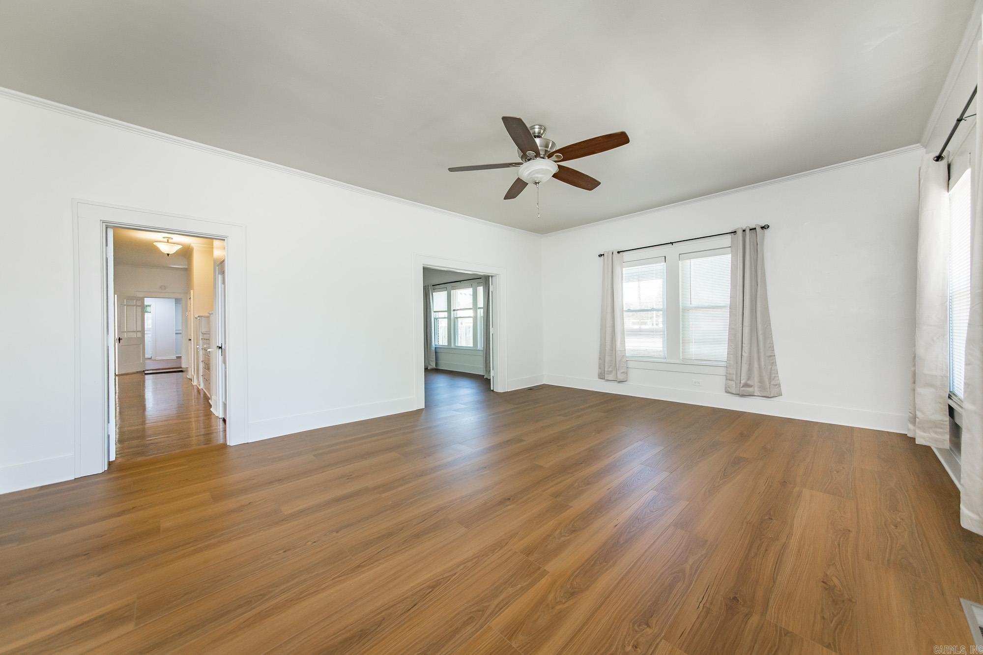 204 SE 3rd Street England, AR 72046-2110