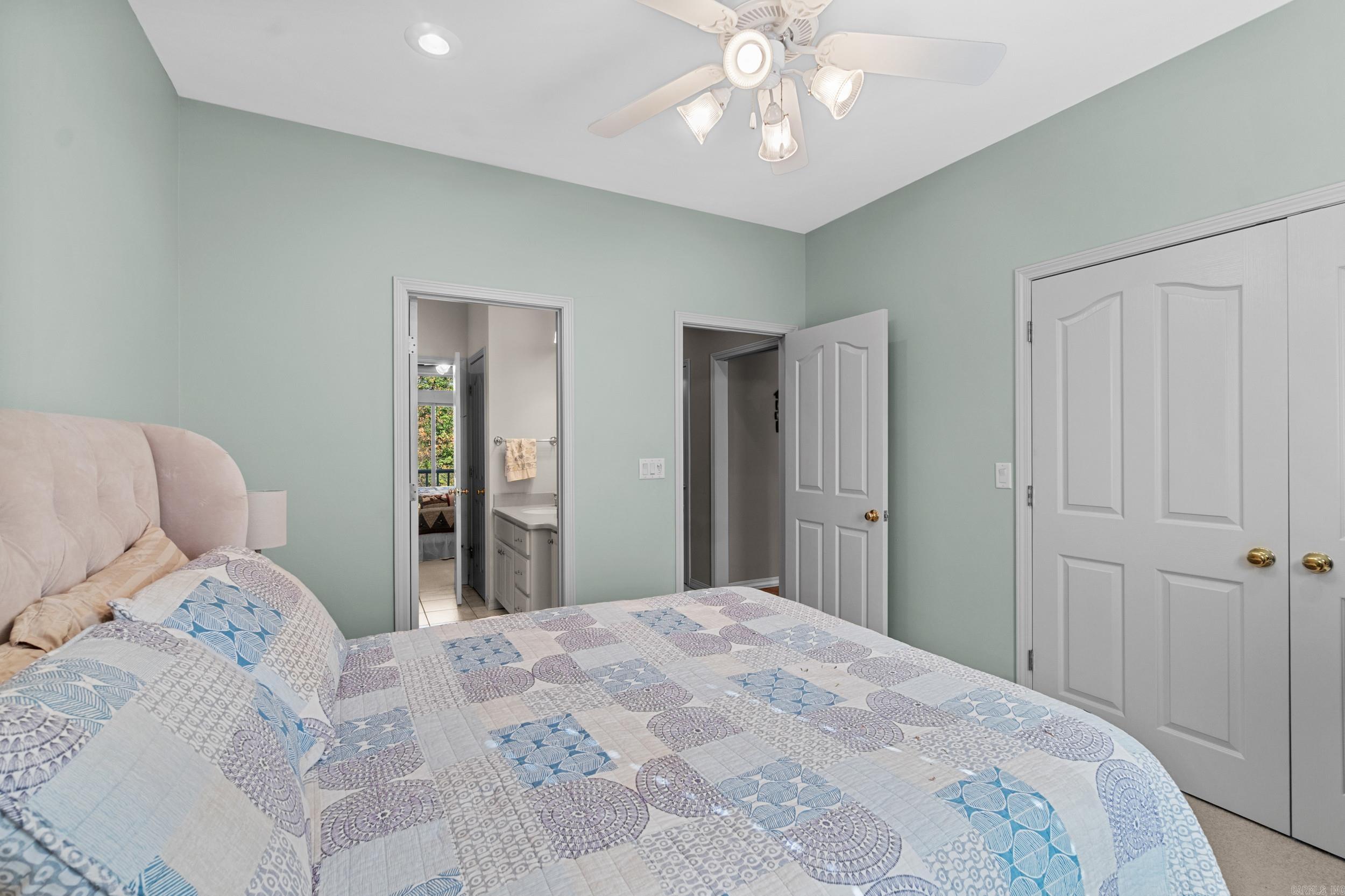 512 El Camino Real  Greers Ferry, AR