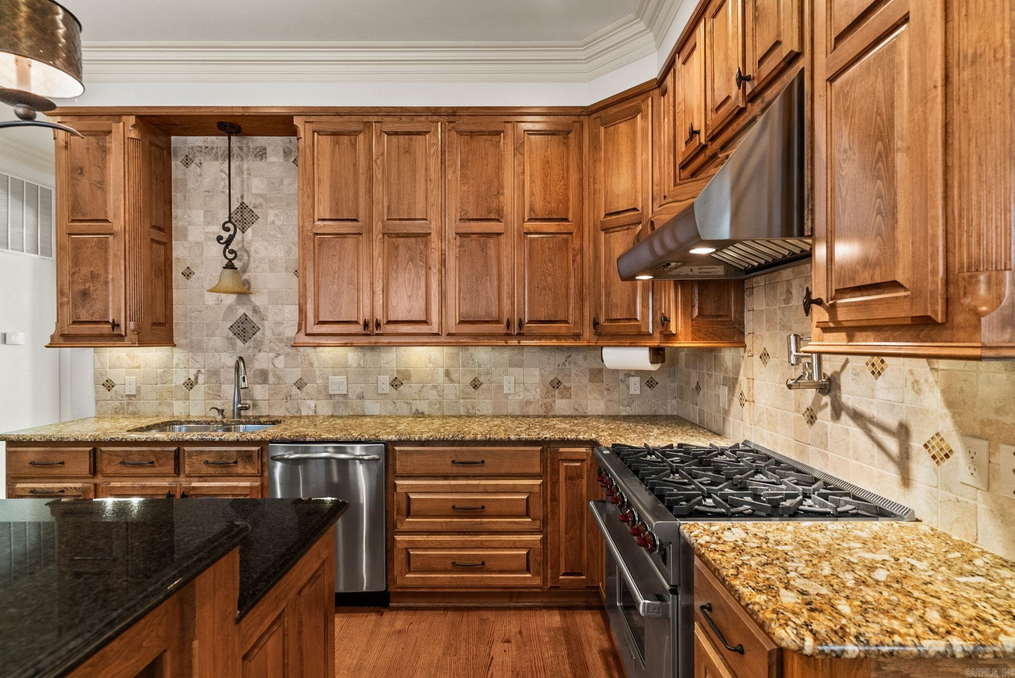 2100 Newton  Little Rock, AR